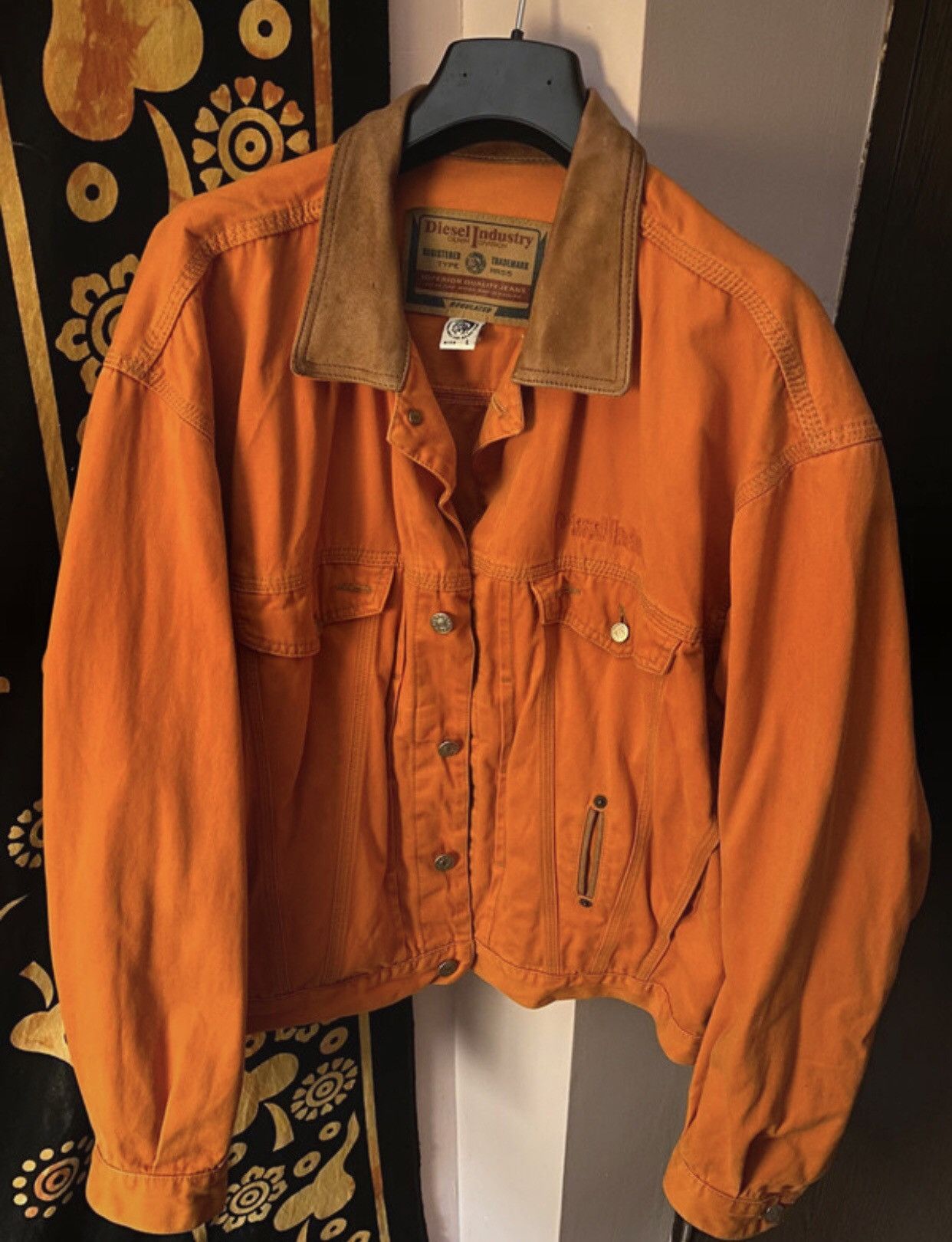 Diesel × Japanese Brand × Vintage Vintage Diesel Stars Series Washed Denim Trucker Jacket Size US L / EU 52-54 / 3 - 1 Thumbnail