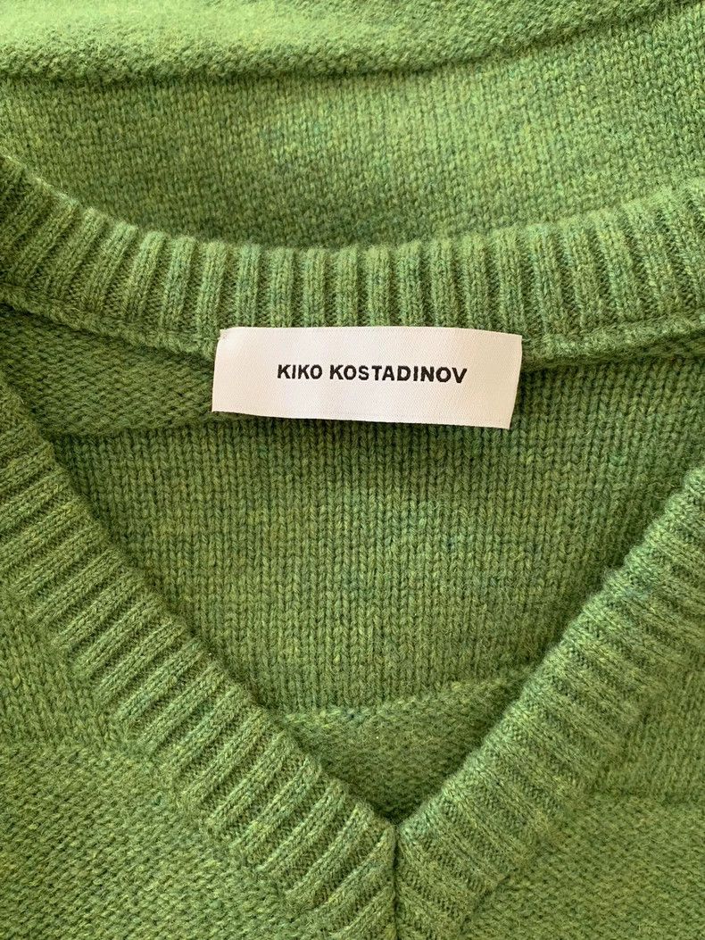 Kiko Kostadinov KIKO KOSTADINOV Size 48Delian V Neck Jumper Delian sweater Size US S / EU 44-46 / 1 - 3 Thumbnail