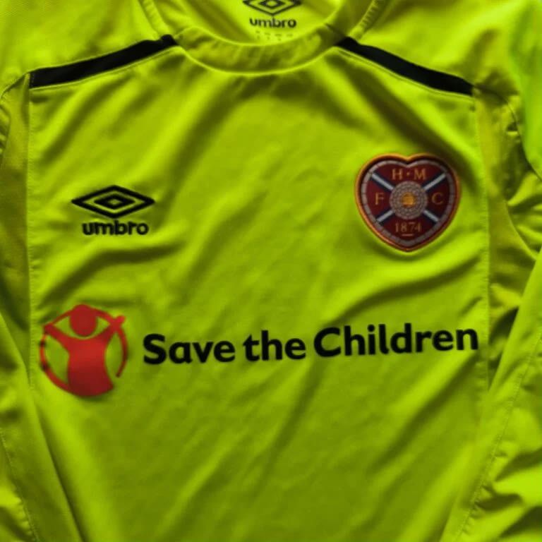 Umbro Heart Of Midlothian 2017-18 Umbro GK football jersey size S Size US S / EU 44-46 / 1 - 4 Thumbnail