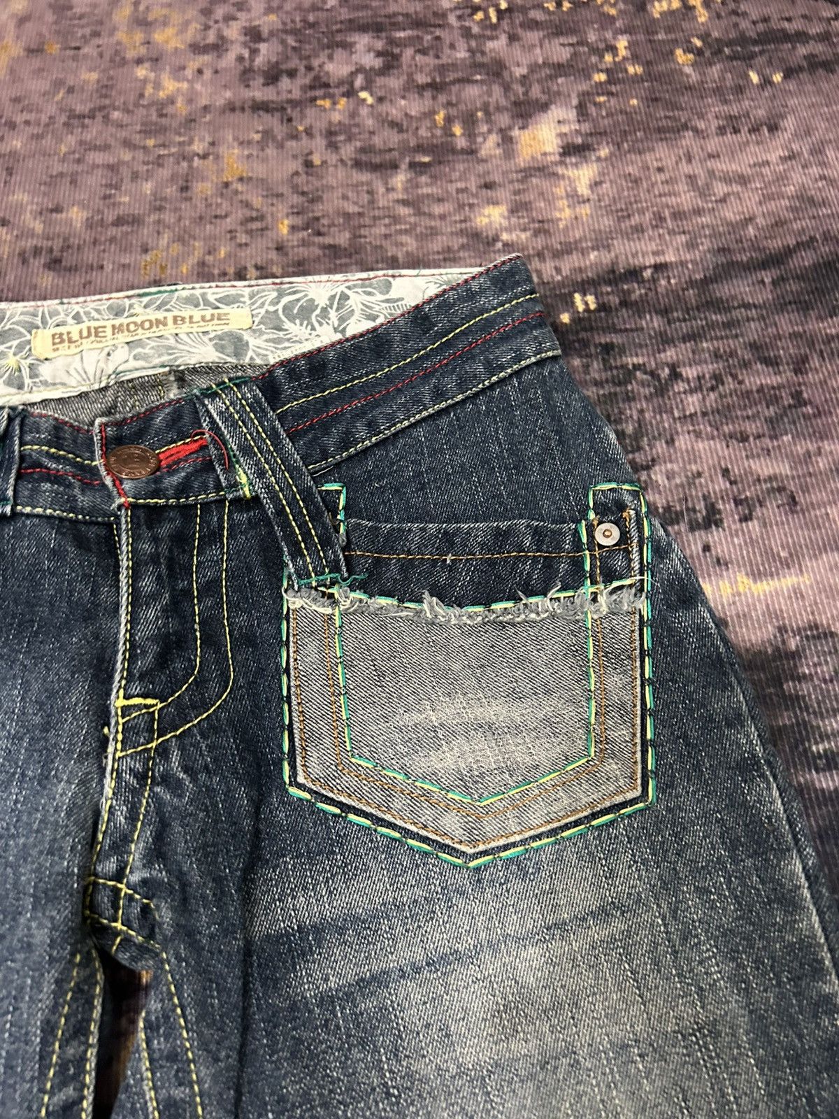 Japanese Brand Blue Moon Blue Buckle Back Flower Jeans Size US 29 - 11 Thumbnail