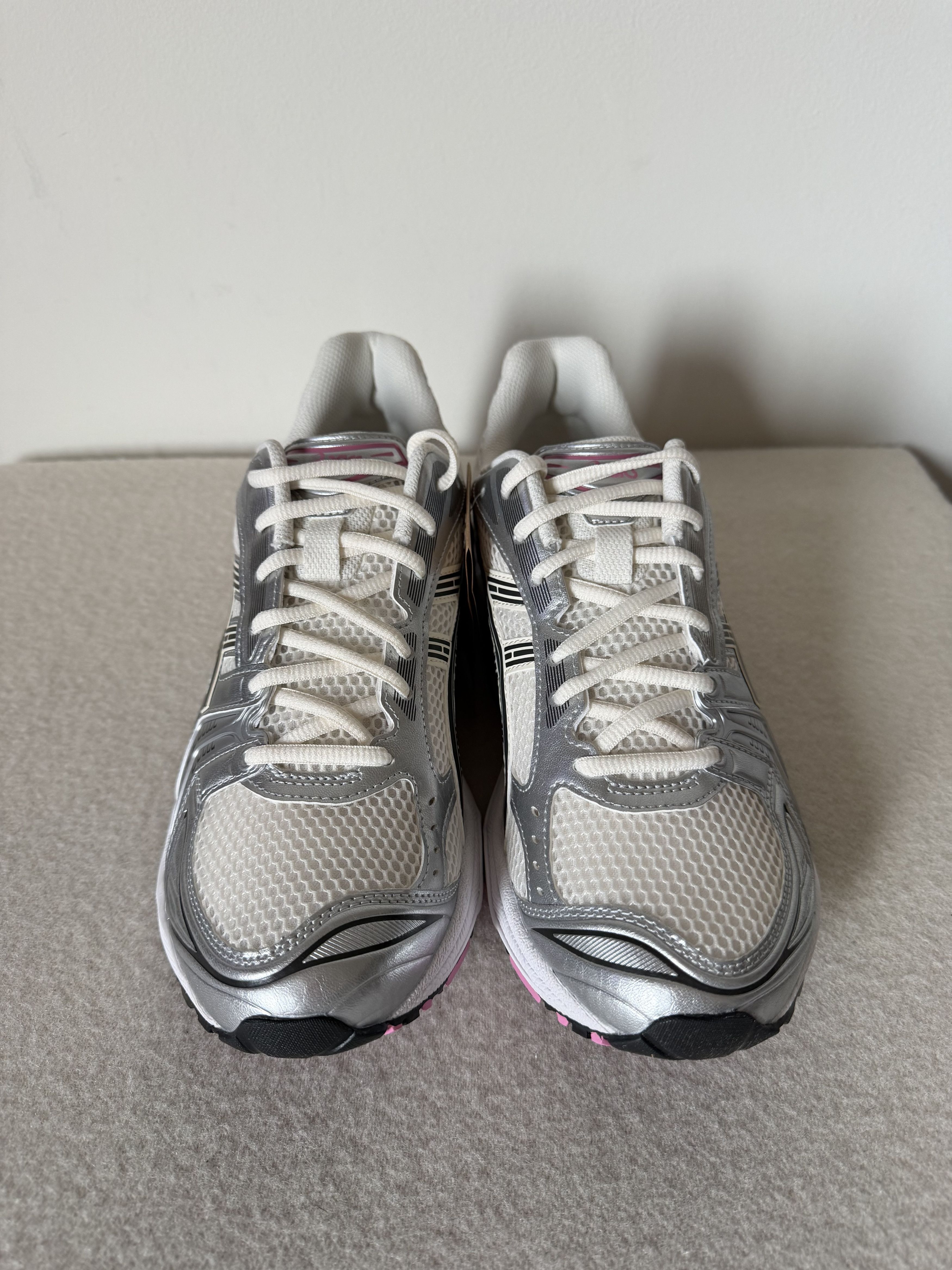 Asics Asics Gel Kayano 14 in Cream Sweet Pink Size US 11 / EU 44 - 4 Thumbnail