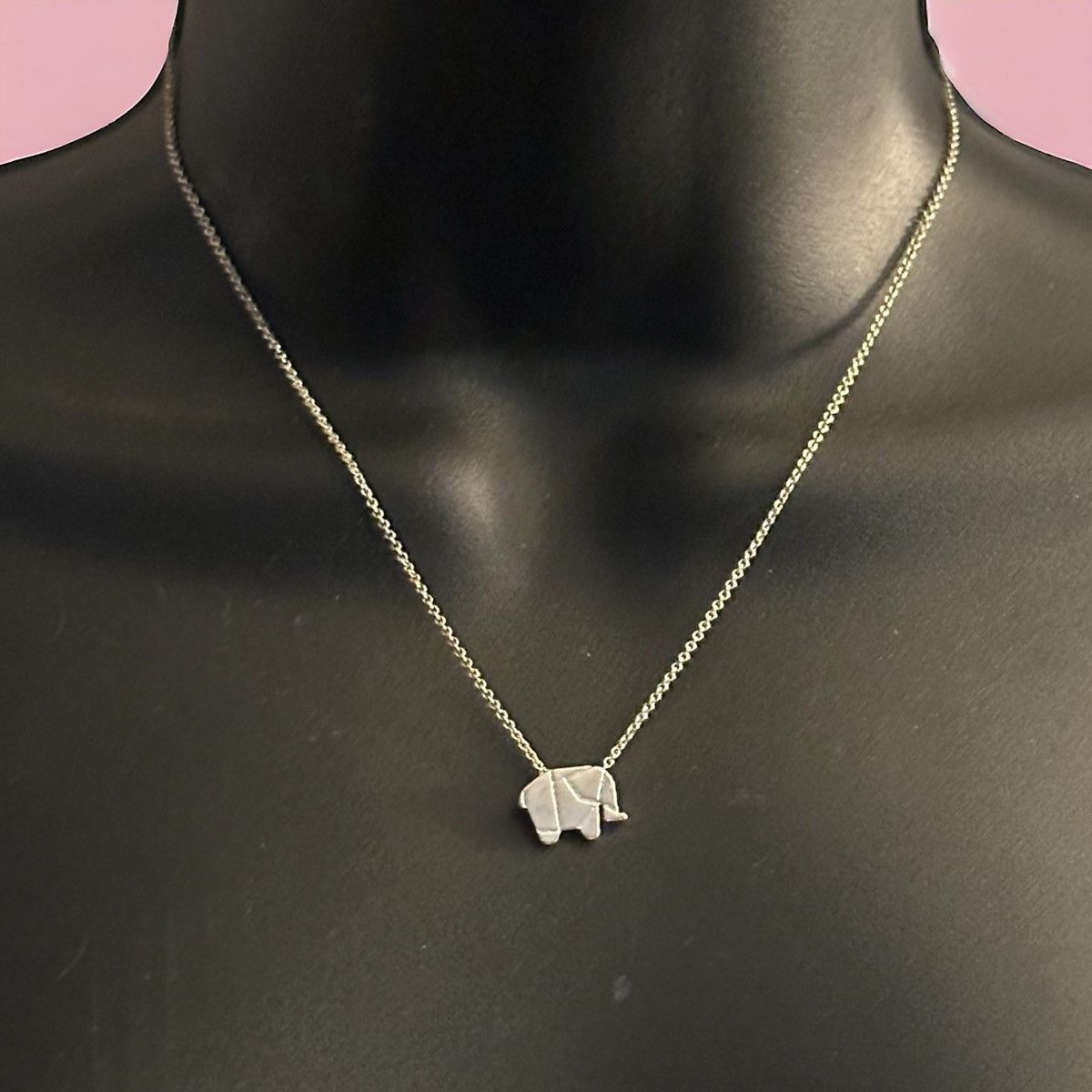 Other Silver tone origami elephant pendant necklace Size ONE SIZE - 1 Thumbnail