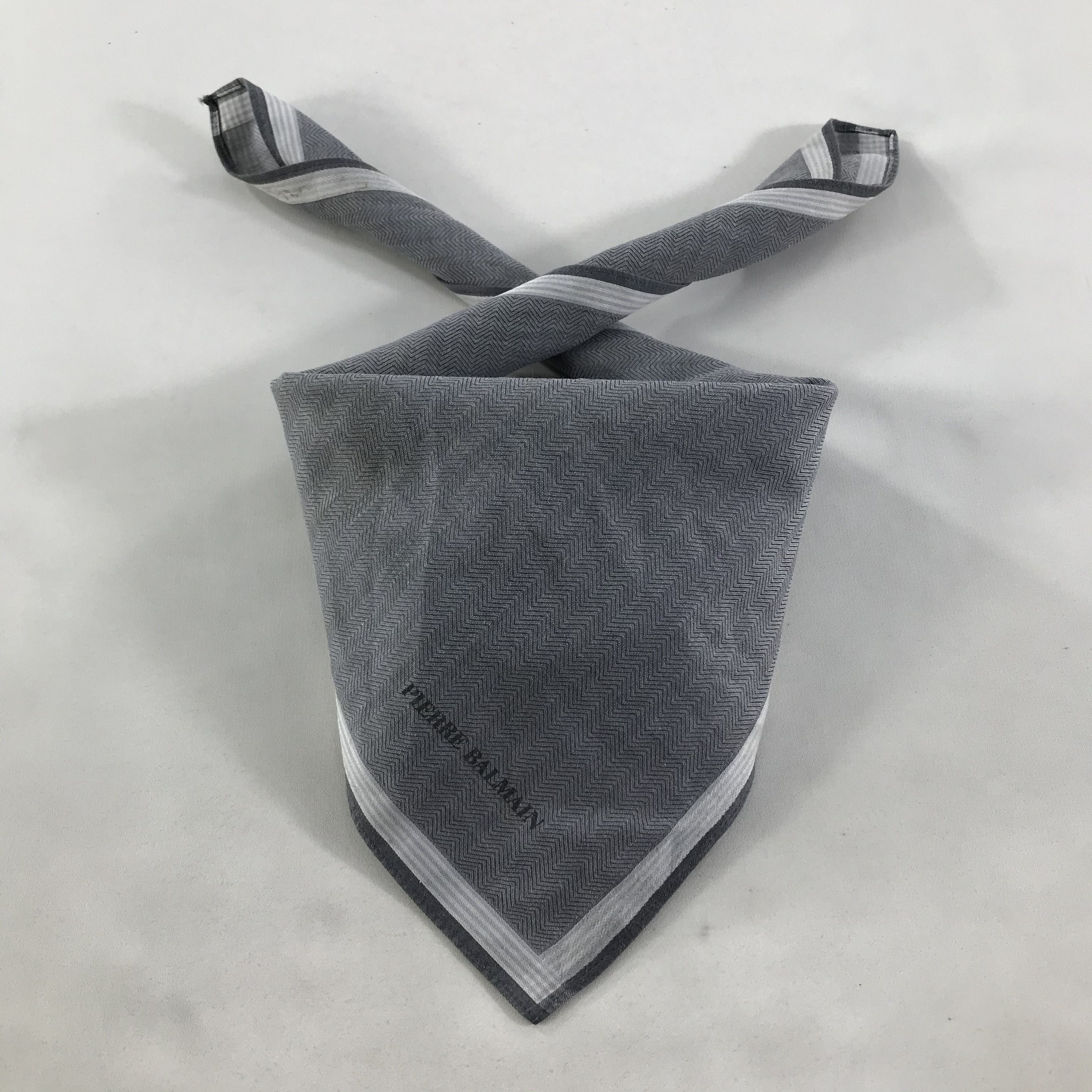 Pierre Balmain × Vintage Pierre Balmain Bandana / Handkerchief / Neckerchief - S1877 Size ONE SIZE - 3 Thumbnail