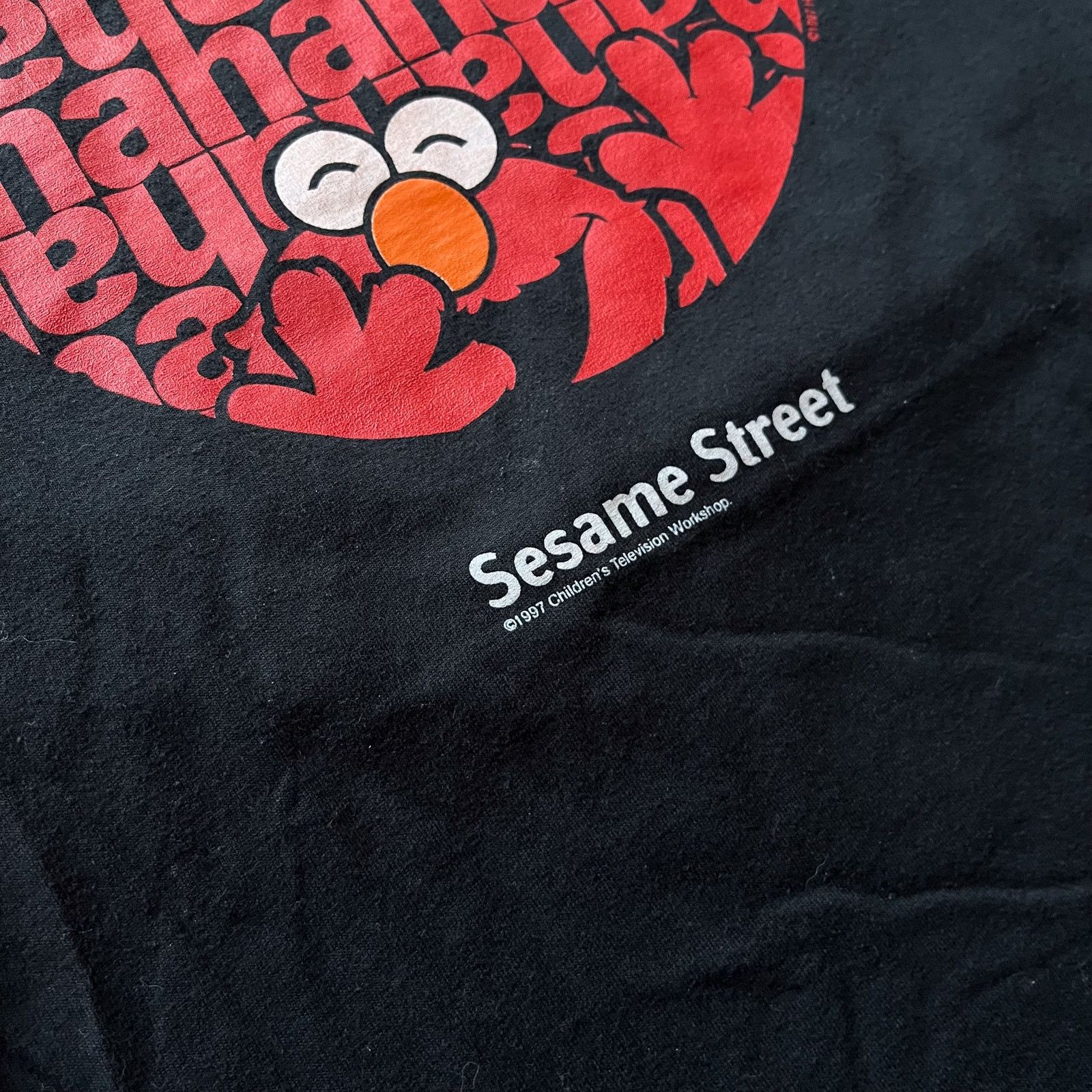 Vintage Rare 90s Tickle Me Elmo Sesame Street T shirt Mens XL Size US XL / EU 56 / 4 - 4 Thumbnail