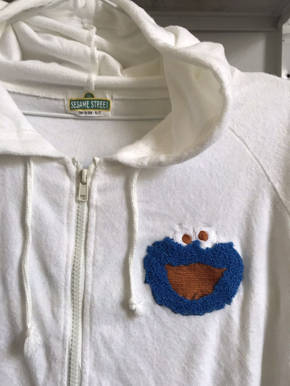 Cartoon Network VTG🔥 Elmo by Sesame Street Hit Back Print full zipper Size L / US 10 / IT 46 - 9 Thumbnail