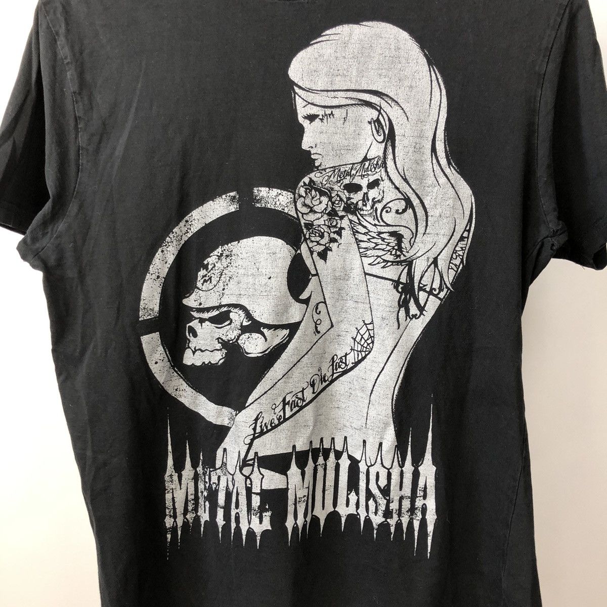 Metal Mulisha × Vintage Crazy Y2K Faded Metal Mulisha Shoulder Skull Graphic Tee Size US M / EU 48-50 / 2 - 2 Thumbnail