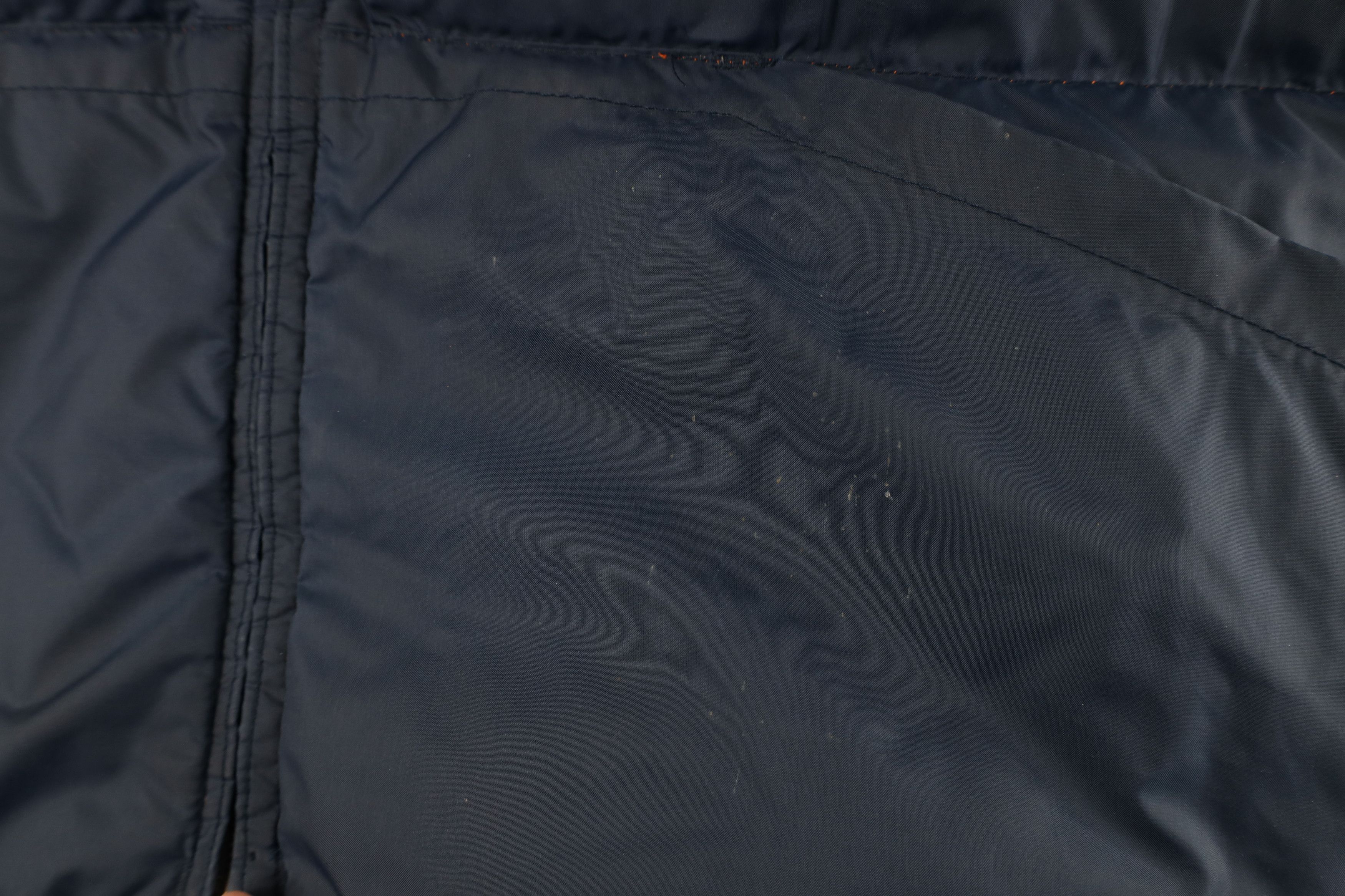 Vintage Vintage 70s Streetwear Reversible Puffer Vest Jacket Size US XL / EU 56 / 4 - 4 Thumbnail