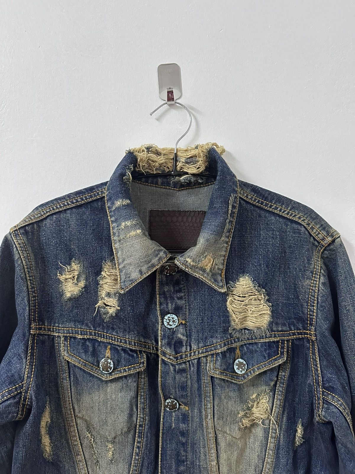 ジャケット・アウター 00s goa damage denim jacket distressing 2000s Goa Destroyed Denim Jacket