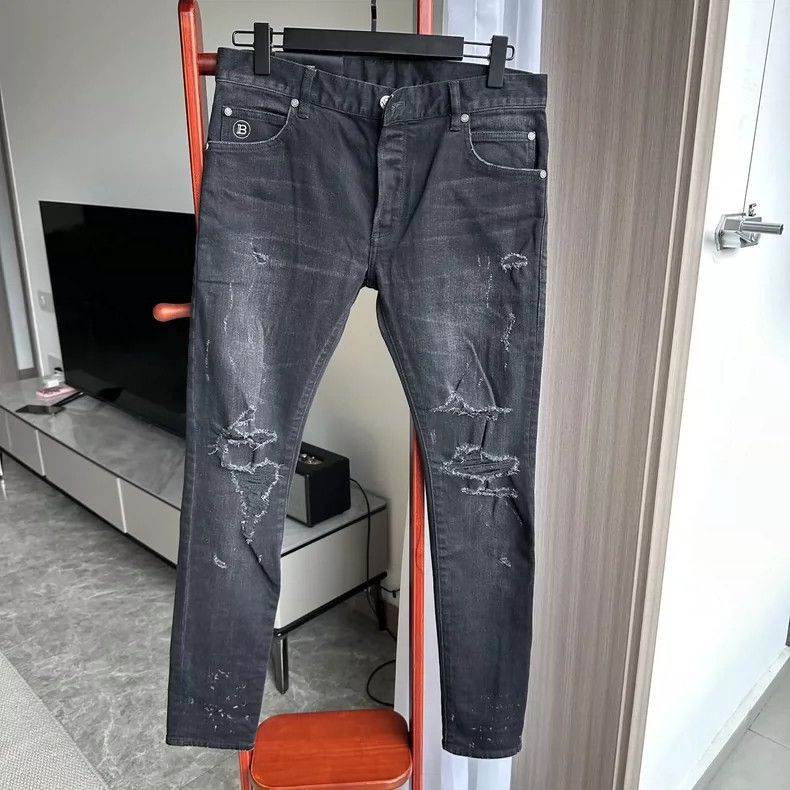 Balmain balmain black distressed denim jeans size 32-dmc Size US 32 / EU 48 - 1 Thumbnail