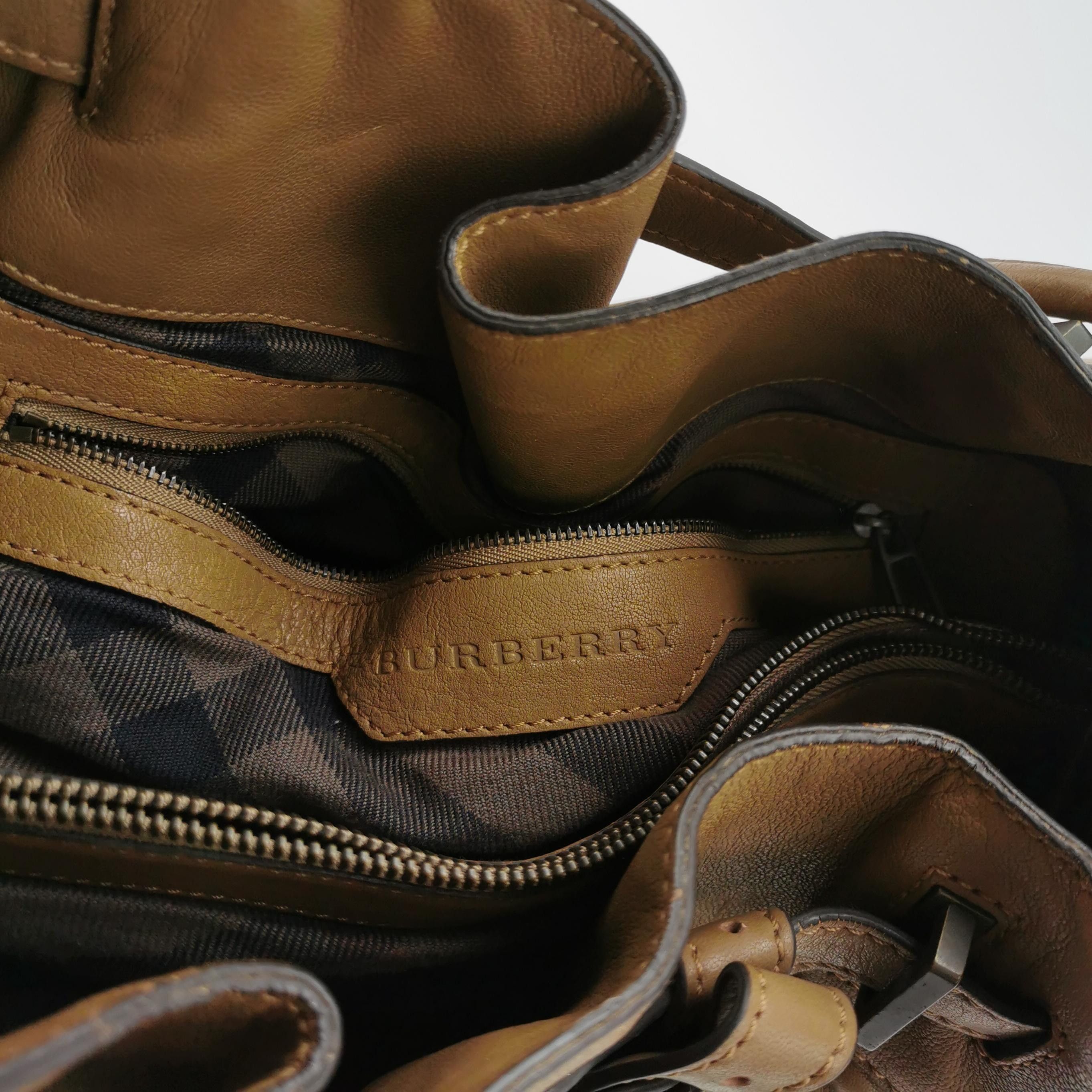 Burberry burberry cow leather bag 0099 Size ONE SIZE - 8 Thumbnail