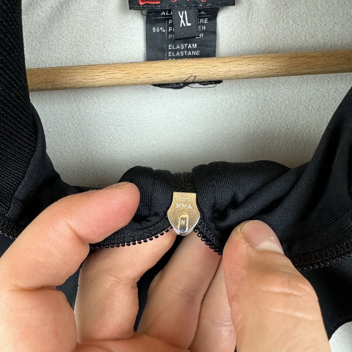 Versace Versace Sport Zip Track Jacket XL Sweatshirt Medusa Vintage Size US XL / EU 56 / 4 - 3 Thumbnail