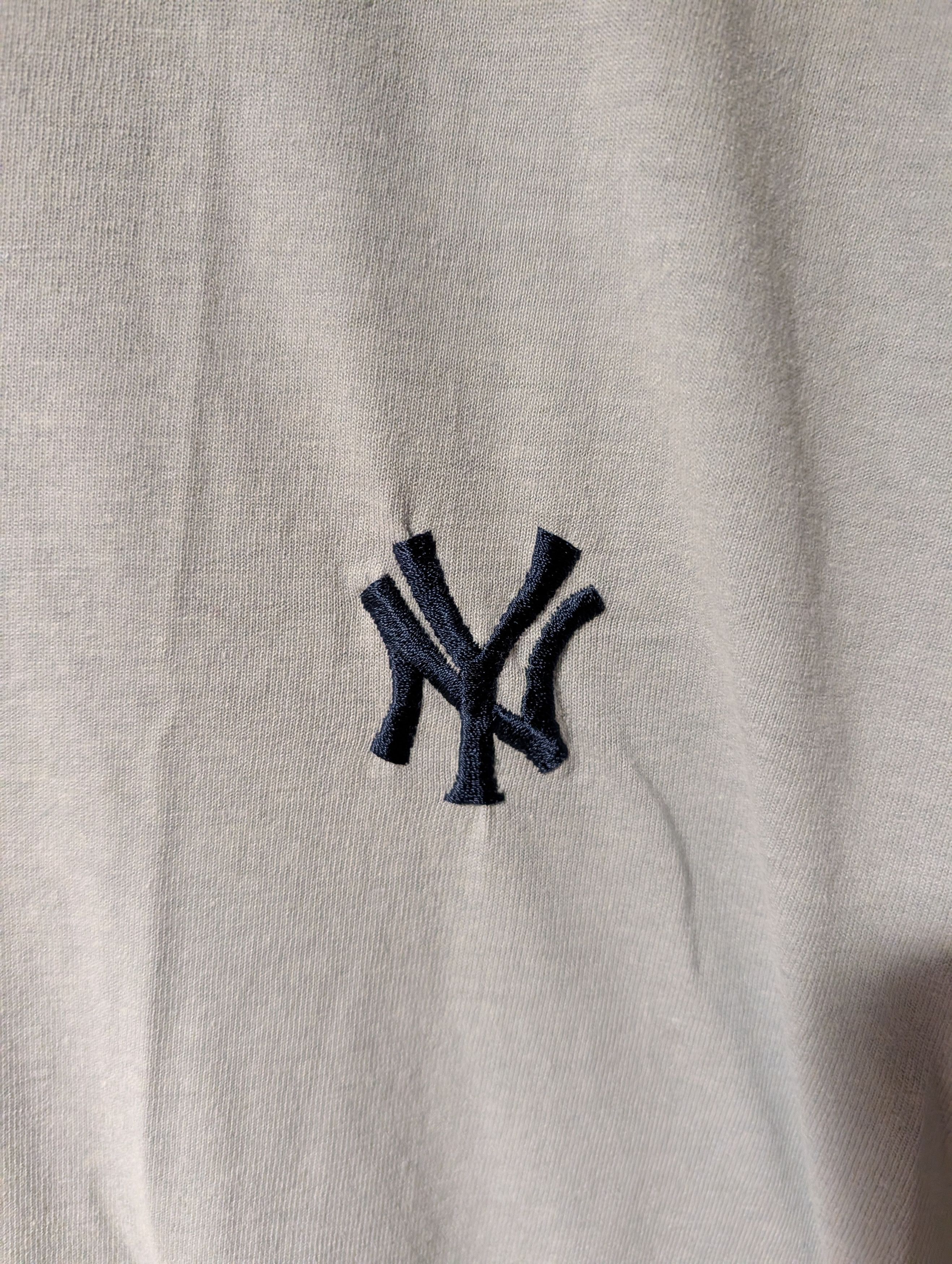 New York Yankees Vintage 90s New York Yankees Small Chest MLB Henley T-Shirt Size US M / EU 48-50 / 2 - 2 Thumbnail
