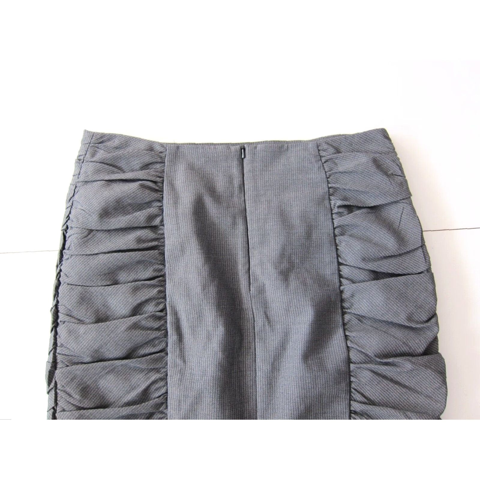 Anthropologie Cartonnier Grey Stripe Ruched Straight Pencil Skirt Women Size 8 Size 30" / US 8 / IT 44 - 4 Thumbnail