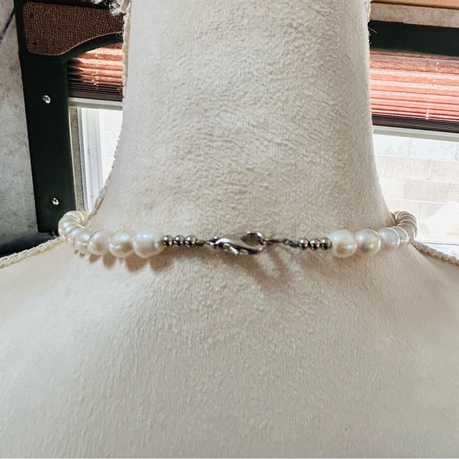 Handmade Handcrafted genuine freshwater pearl rose quartz necklace Size ONE SIZE - 5 Thumbnail