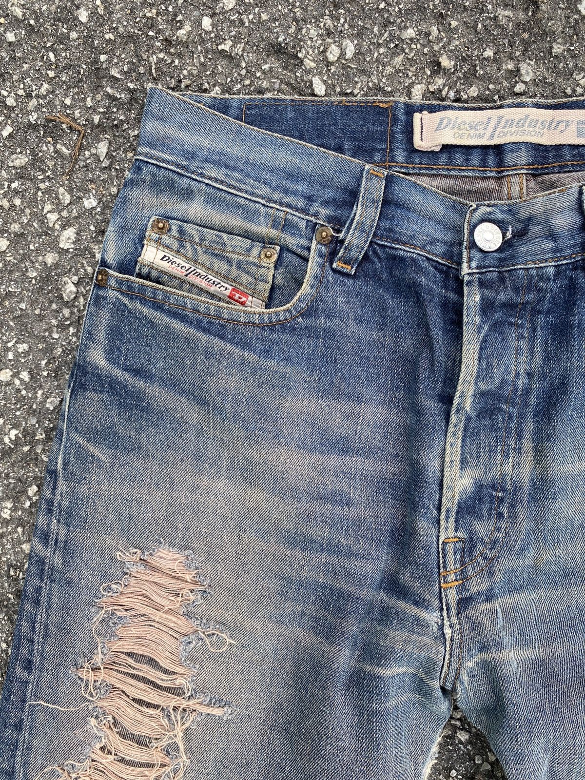 Diesel × Vintage Vintage 90’s Diesel D Blue Washed Distressed Denim Size US 32 / EU 48 - 8 Thumbnail