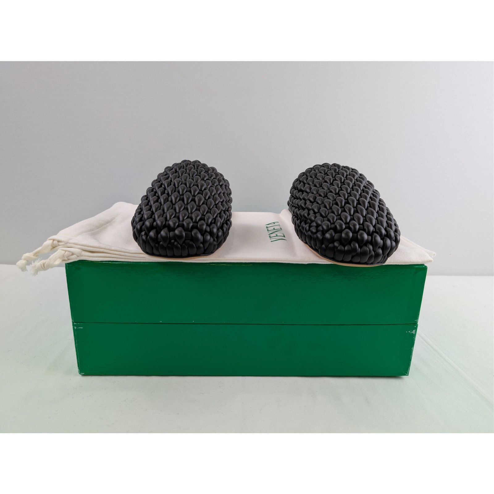 Bottega Veneta o1rshd1 Rubber Cloud Weave Squid Slipper in Black 41 Size US 8 / EU 41 - 13 Thumbnail