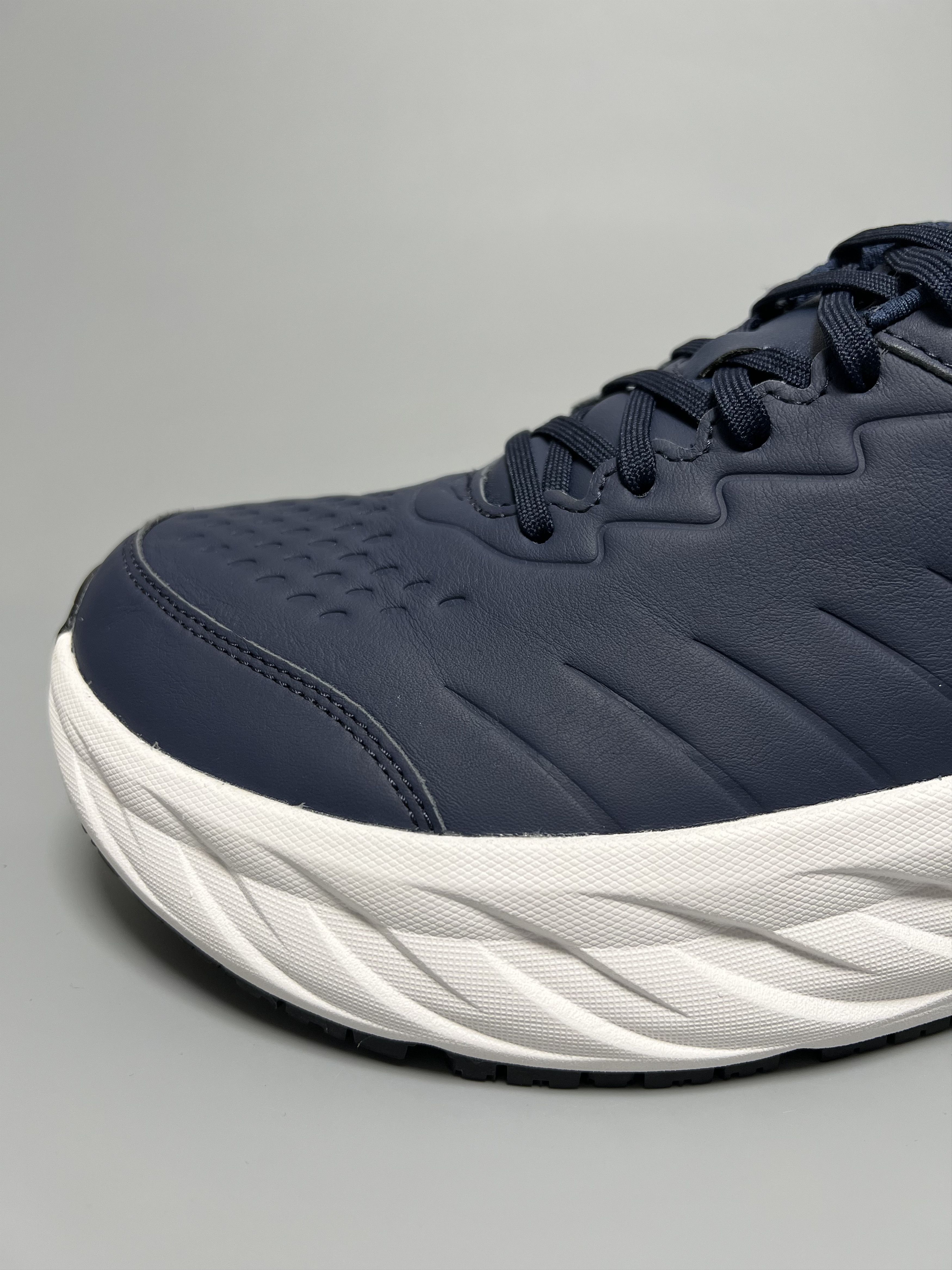 Hoka 12 EE Hoka One One Bondi SR Wide Running Shoes Walking Size US 12 / EU 45 - 8 Thumbnail