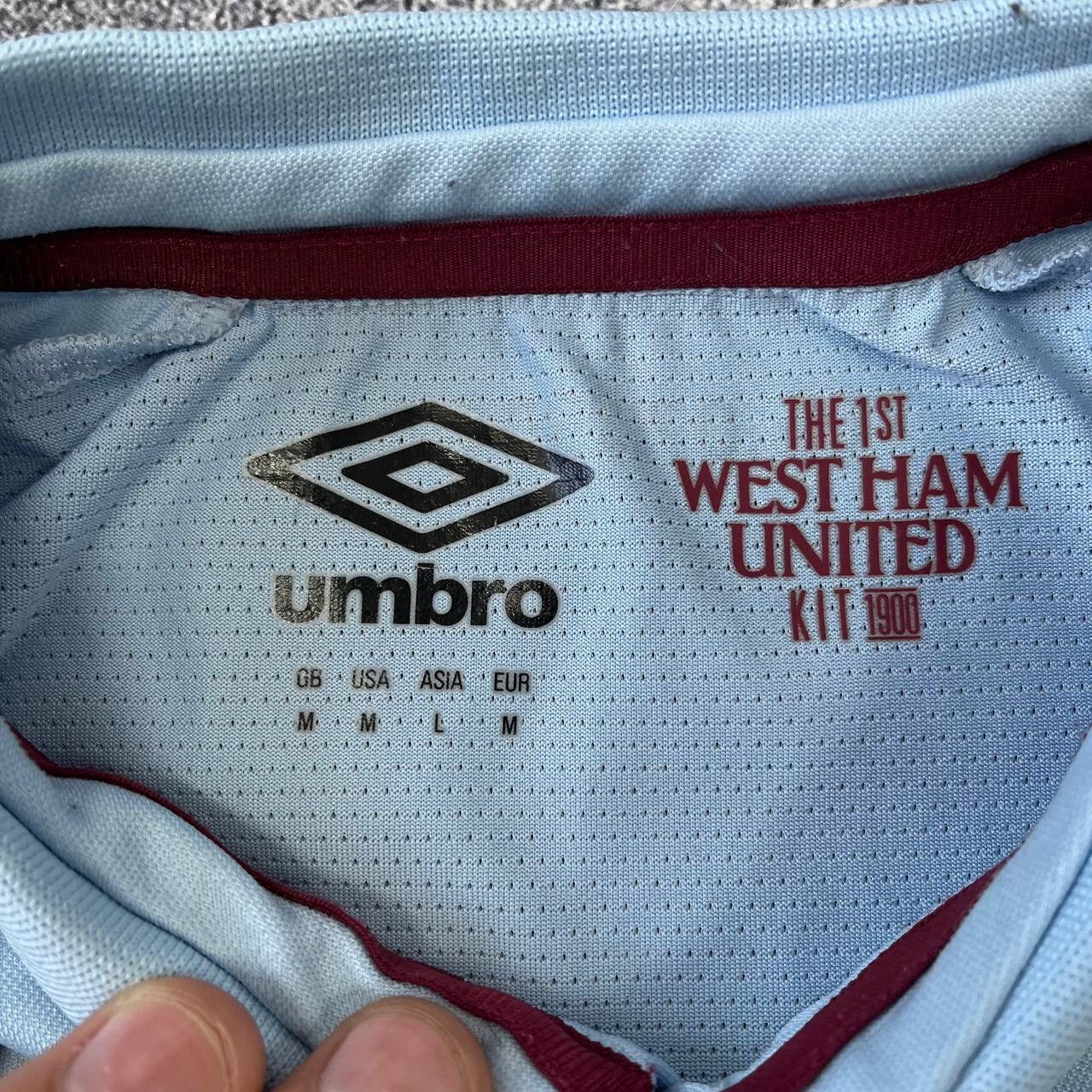 Umbro West Ham United Football T-Shirtt 2017/2018 3 Trikot Size M Size US M / EU 48-50 / 2 - 8 Thumbnail