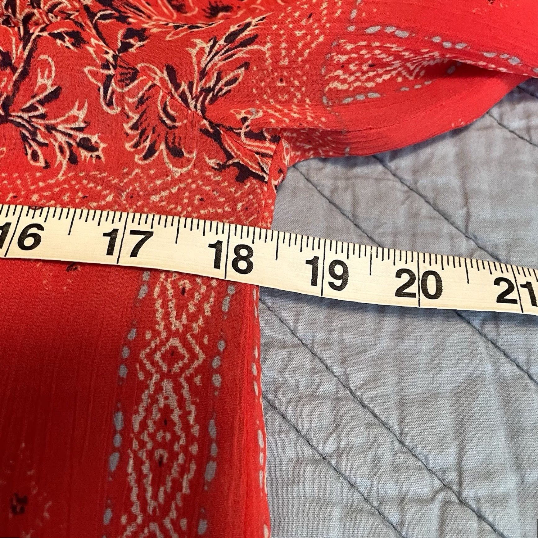 Lucky Brand **Lucky Brand Red Paisley Print Small Blouse** User: Lucky Brand Red Small Paisley Print Blouse Size S / US 4 / IT 40 - 6 Thumbnail