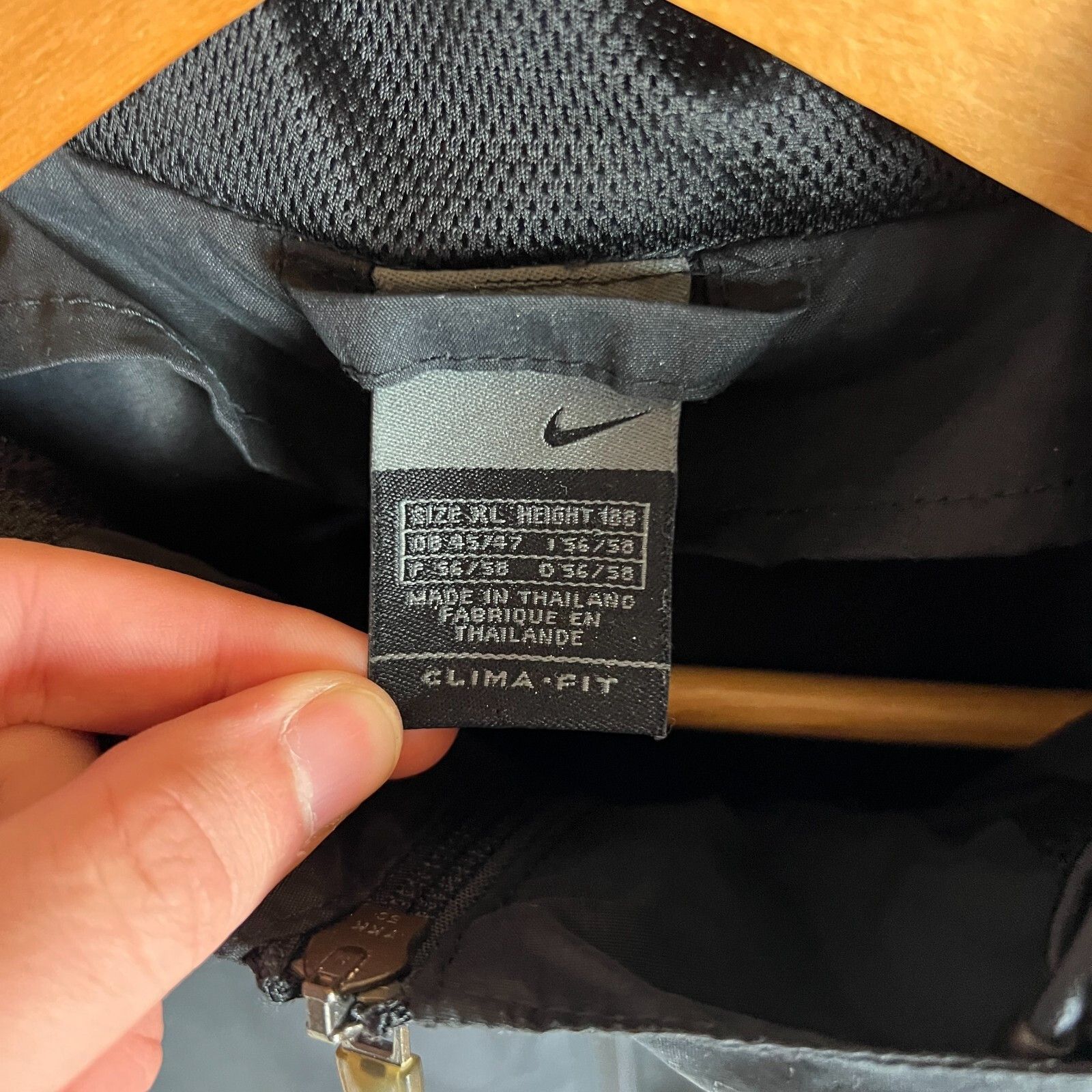 Nike Nike Vintage 1/3 Zip Jacket Men's Size XL Black ` Size US XL / EU 56 / 4 - 4 Thumbnail
