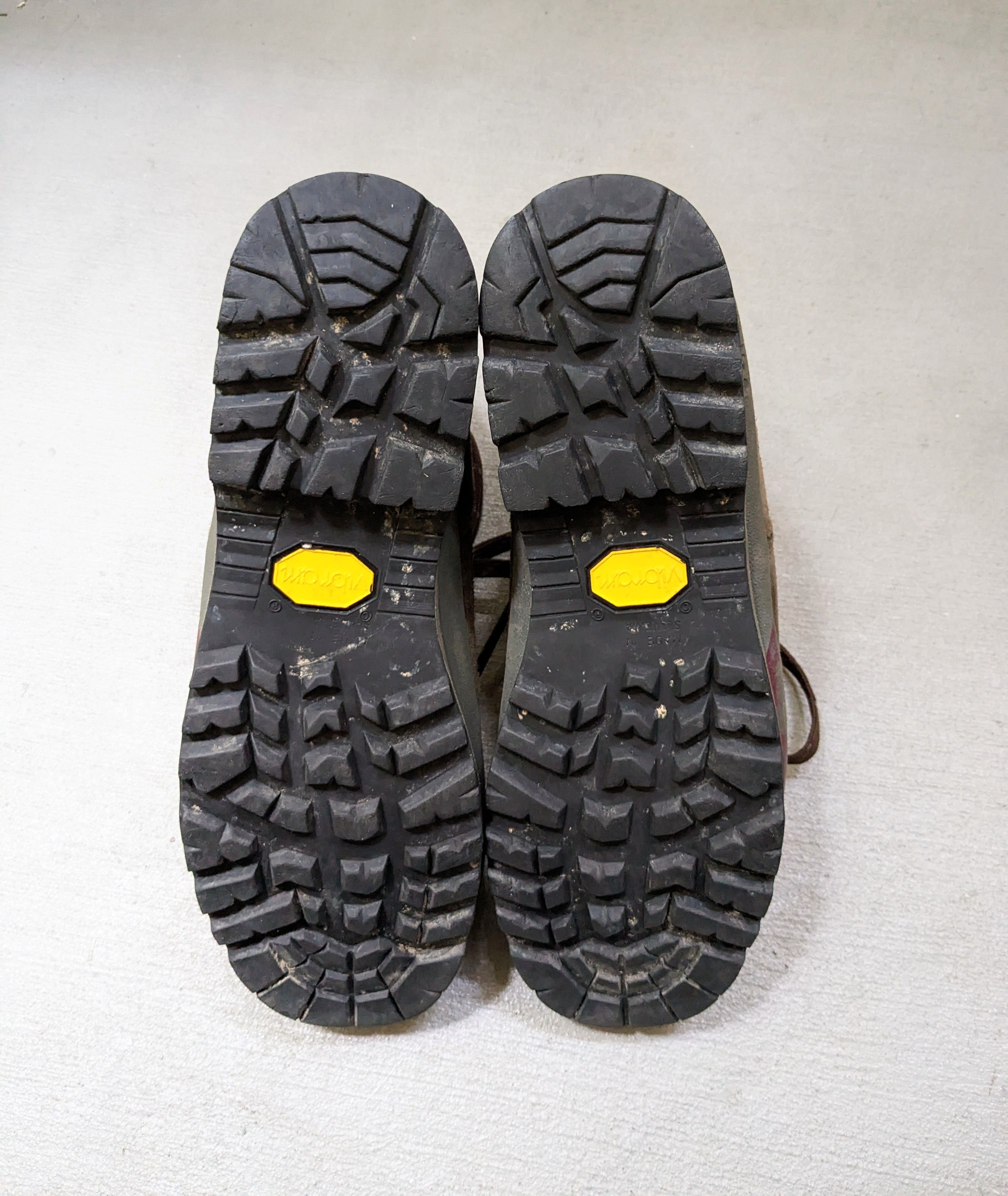 Vibram × Vintage Vintage Hiking Boots Size 12 Brown Suede Leather Lace Up Size US 12 / EU 45 - 16 Thumbnail