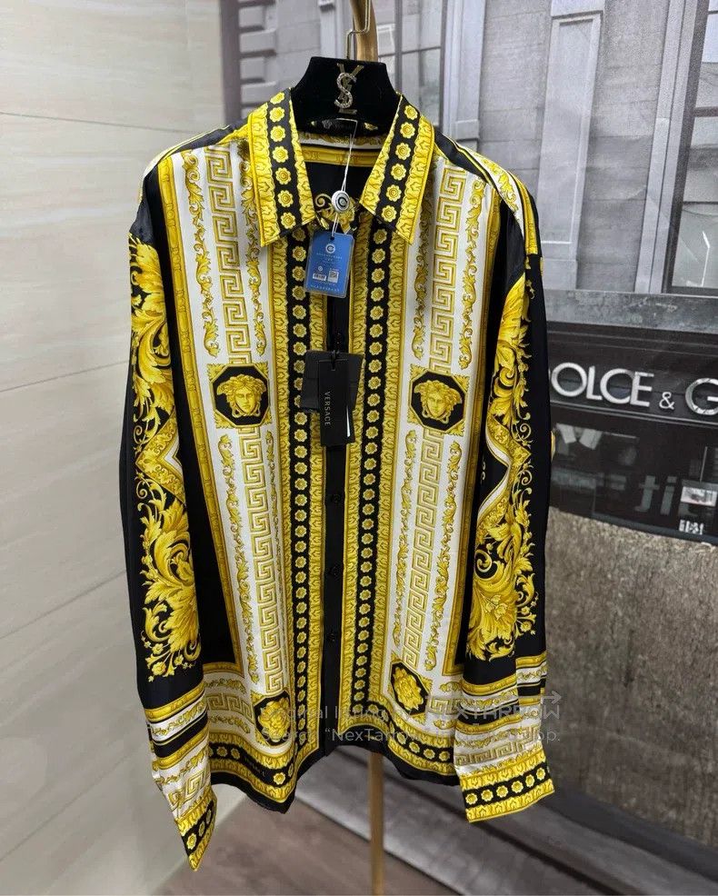 Versace Versace Black and gold Medusa long-sleeved shirt Size US L / EU 52-54 / 3 - 1 Thumbnail