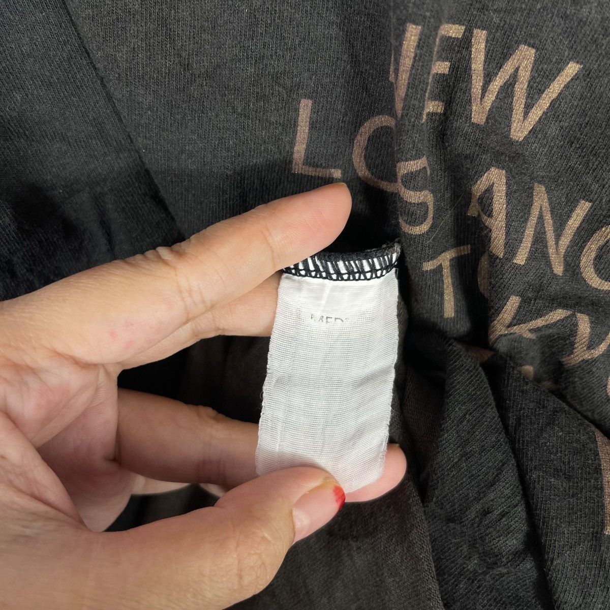 Stussy Stüssy World Tour No.4 City Stack T-Shirt NY LA Tokyo London Size US M / EU 48-50 / 2 - 7 Thumbnail