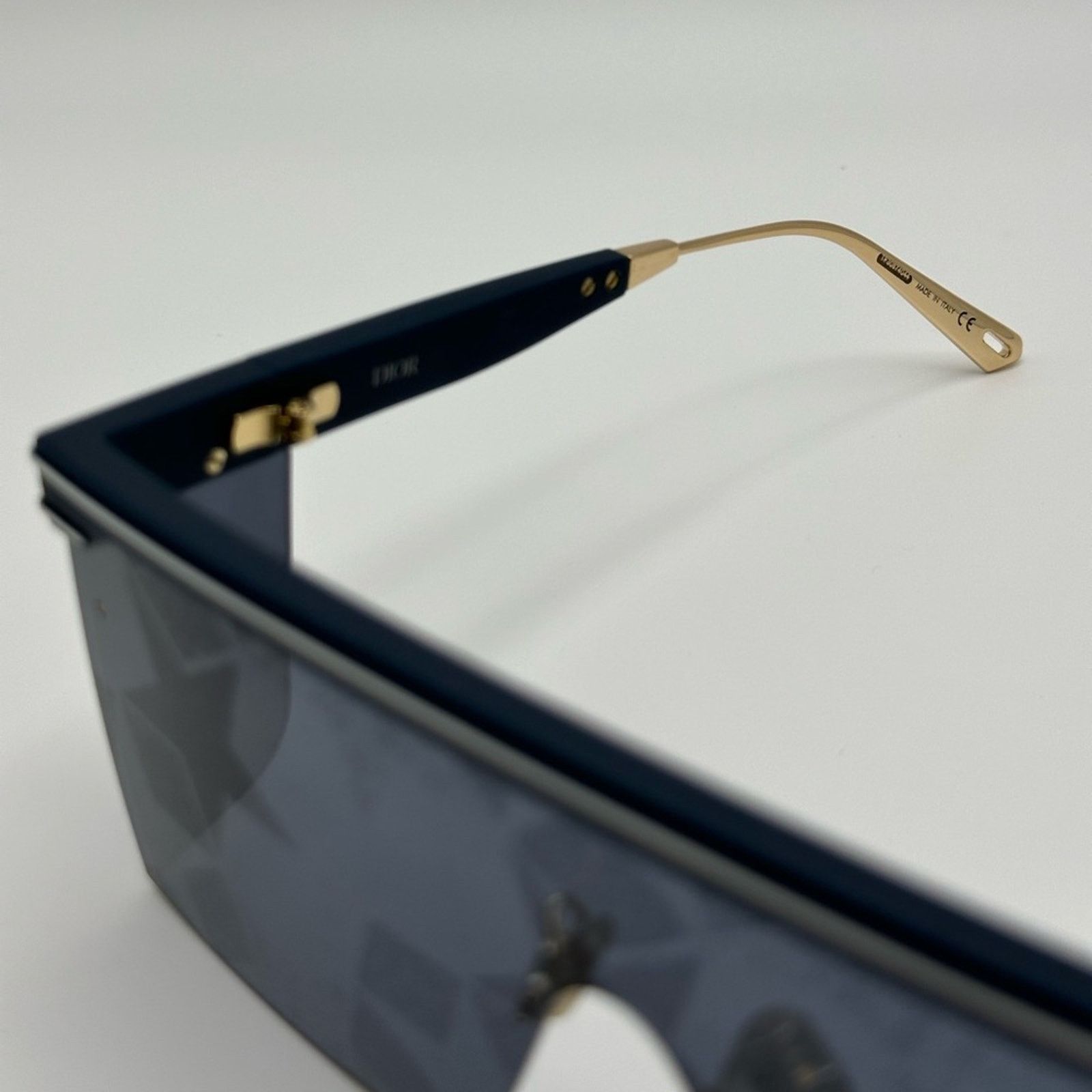 Dior NEW DIORCLUB M1UB7 Shiny Blue Unisex Oblique Mask Sunglasses Size ONE SIZE - 4 Thumbnail