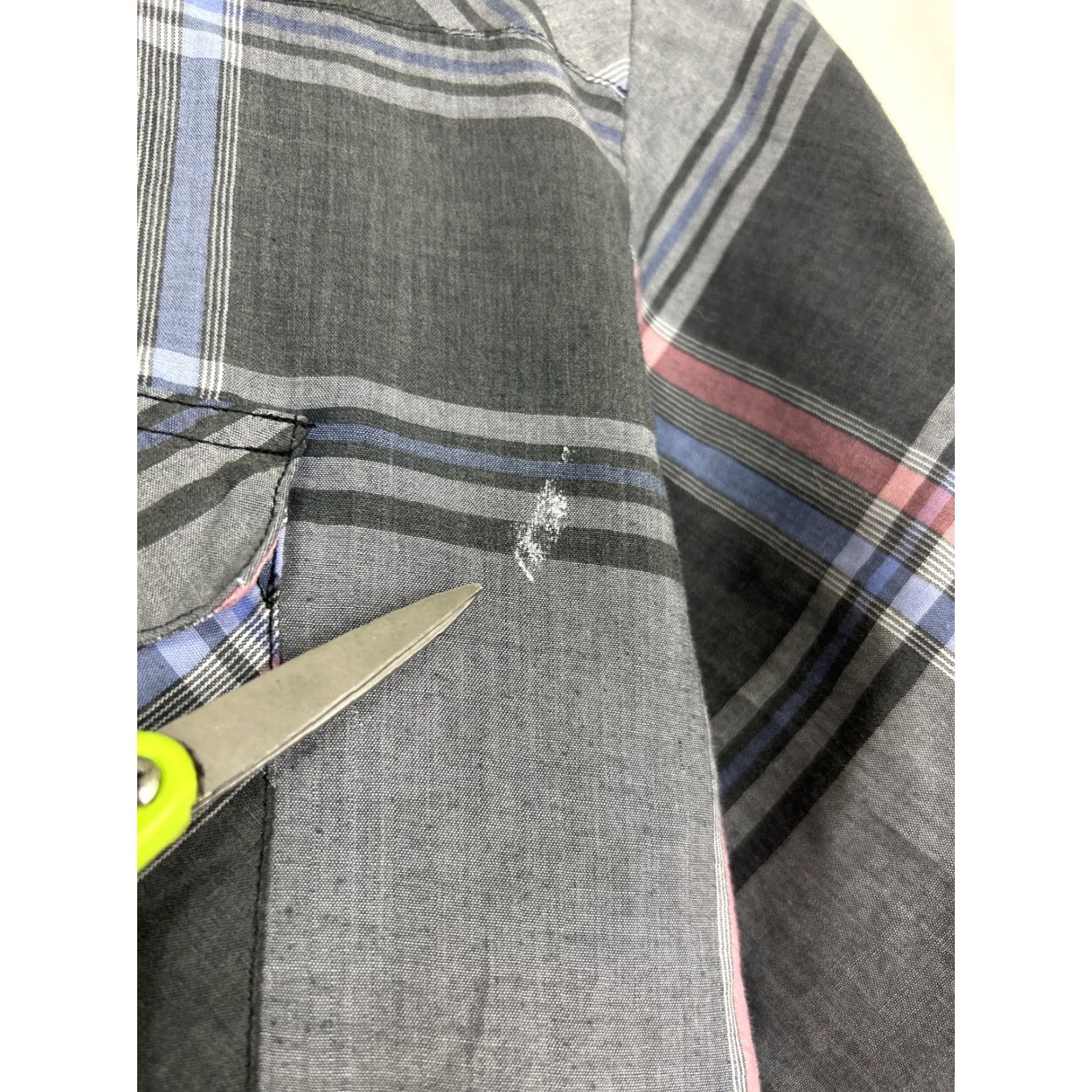 Vintage VINTAGE American Hero Pearl Snap Shirt Gray Plaid Western Size XL Men Size US XL / EU 56 / 4 - 6 Thumbnail
