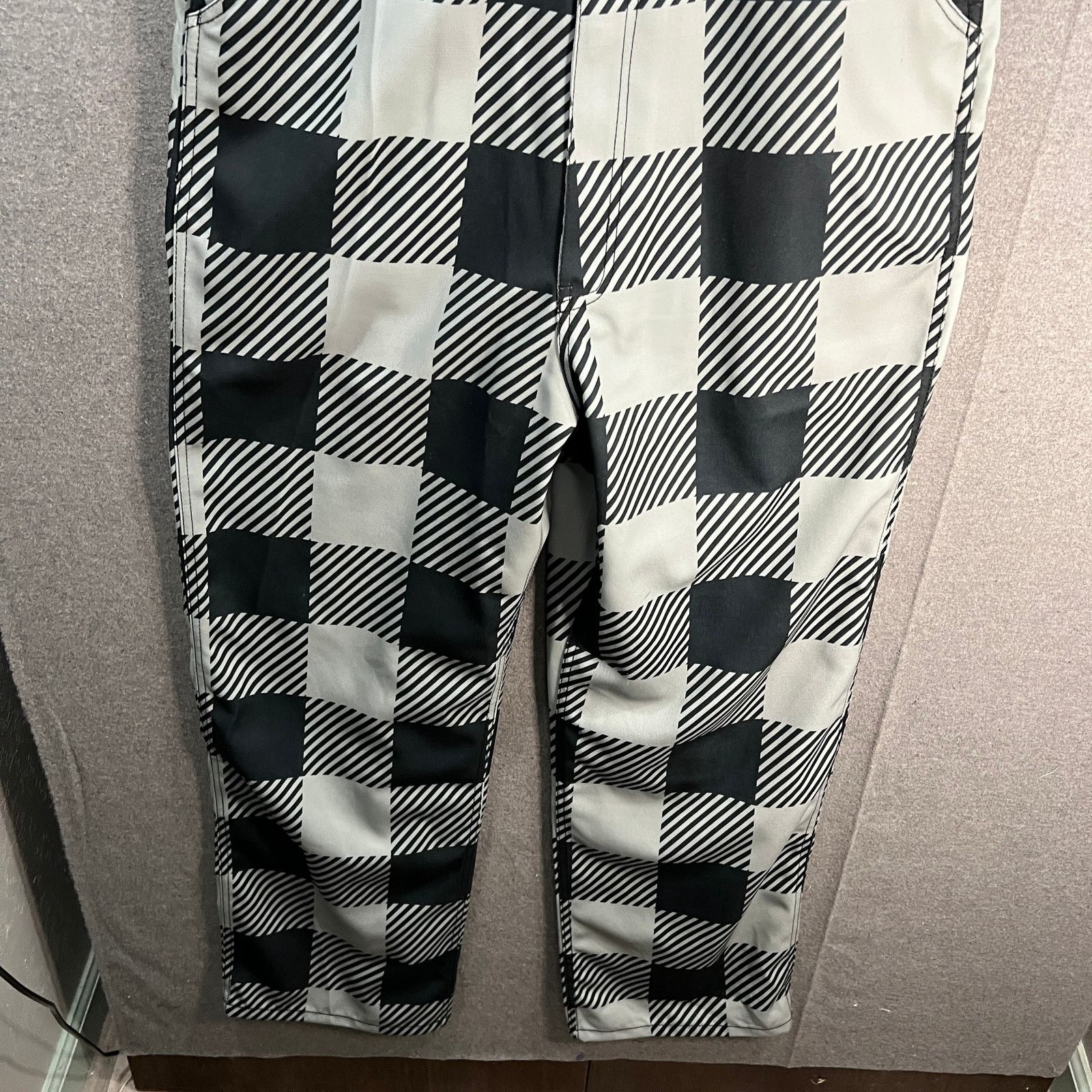 Other Las Vegas Raiders Mens Plaid Bib Overalls Size Medium Size US 43 - 5 Thumbnail