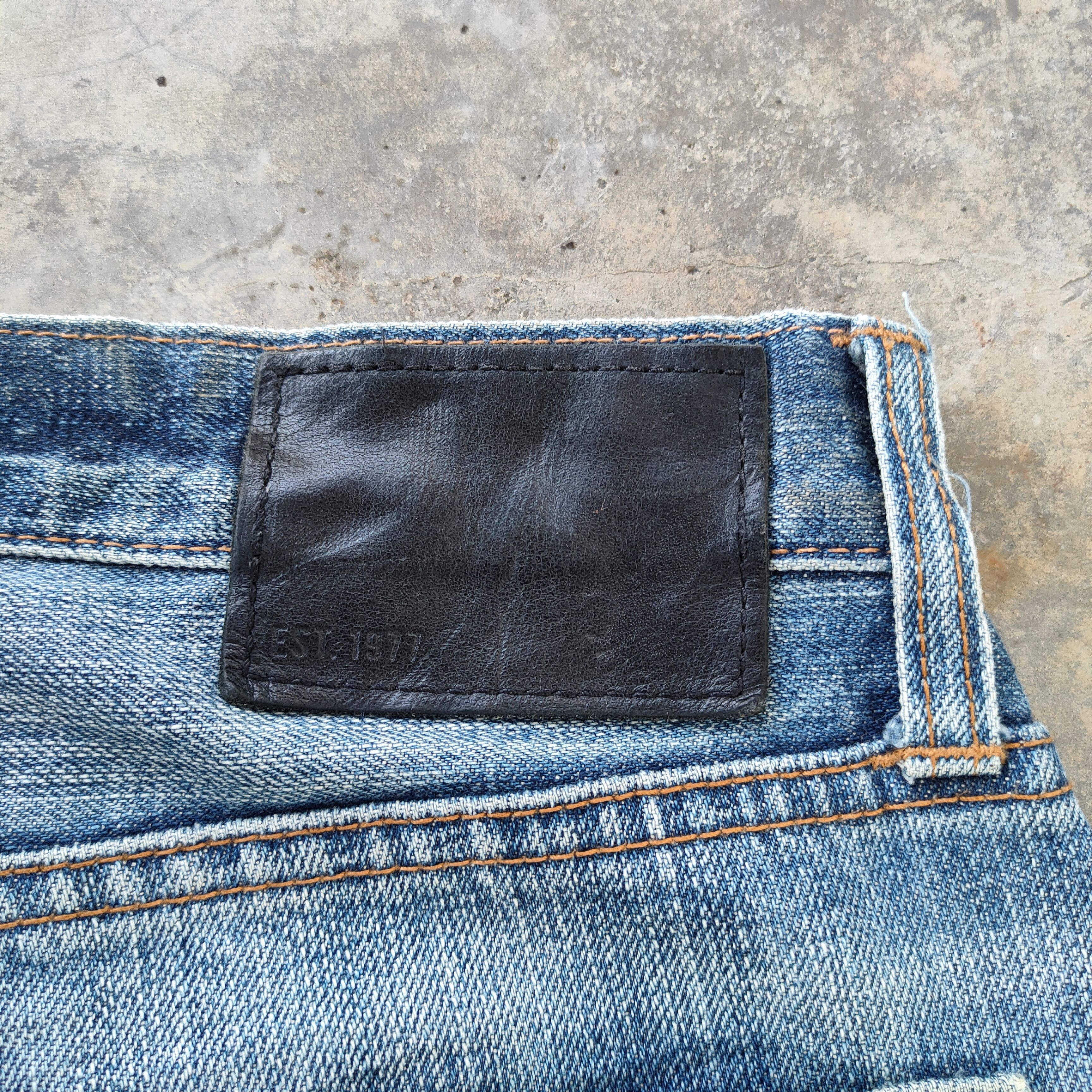 Japanese Brand # JAPANESE VINTAGE SELVEGE STRAIGHT FADED RIPPED JEANS PANTS Size US 34 / EU 50 - 12 Thumbnail