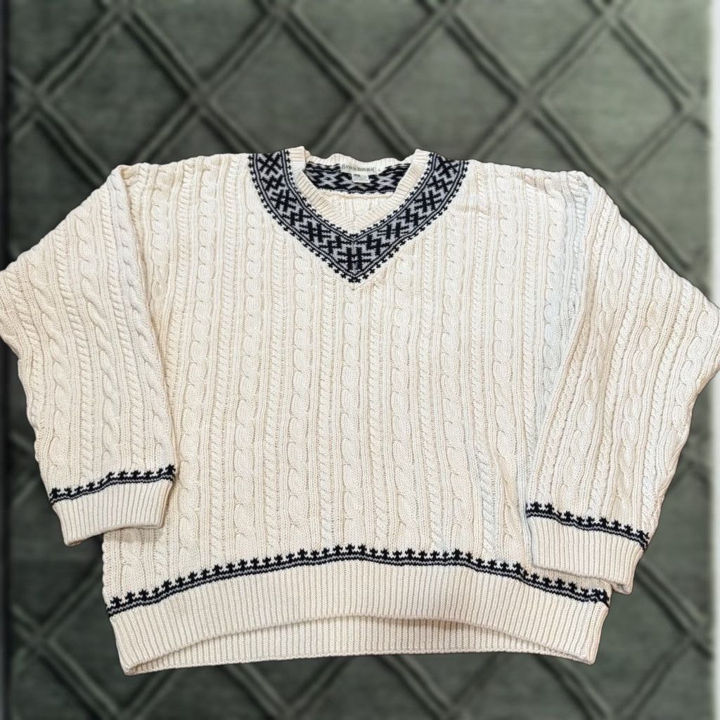 Banana Republic VINTAGE Banana Republic Varsity Tennis Sweater Men Cable Knit L Ivory 90s Preppy Ivy League Pickleball Tennis Pullover V-Neck Sweatshirt Mens Large Size US L / EU 52-54 / 3 - 1 Thumbnail