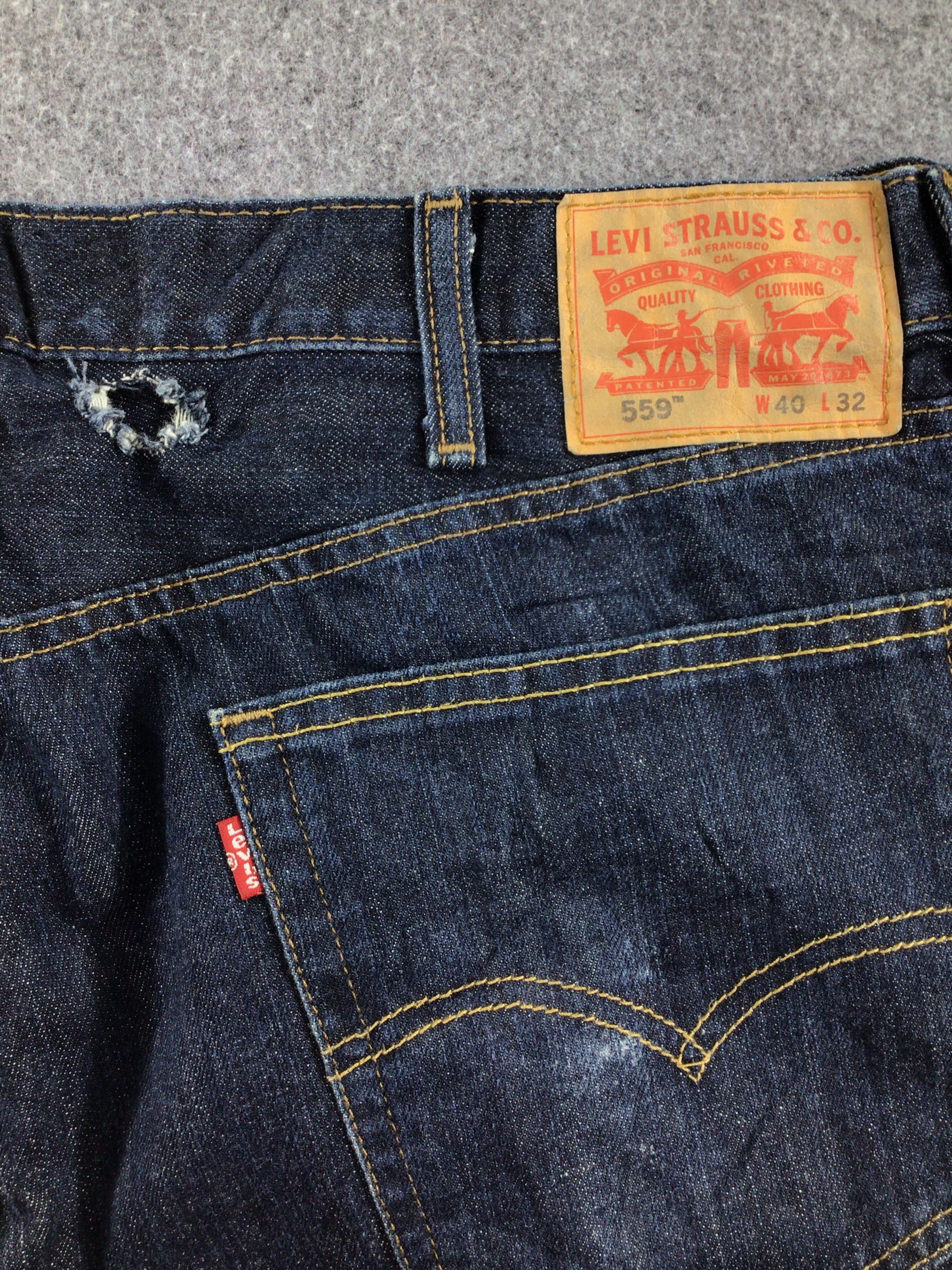 Levi's Vintage Levis 559 Jeans Dark Blue Denim -J531 Size US 42 / EU 58 - 5 Thumbnail