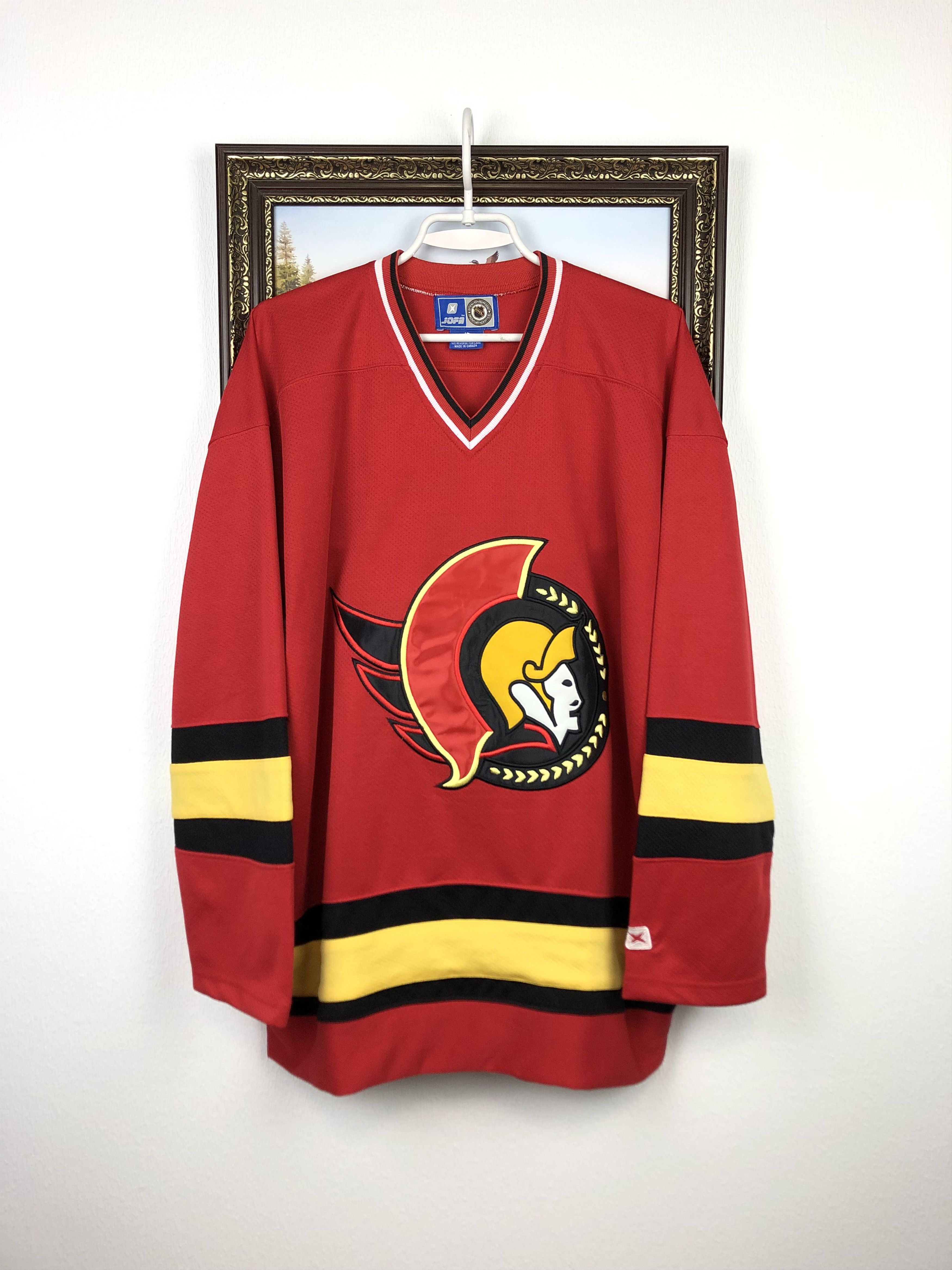 NHL Vintage 90's Ottawa Senators Hockey Jersey NHL Red Shirt Size US M / EU 48-50 / 2 - 1 Thumbnail