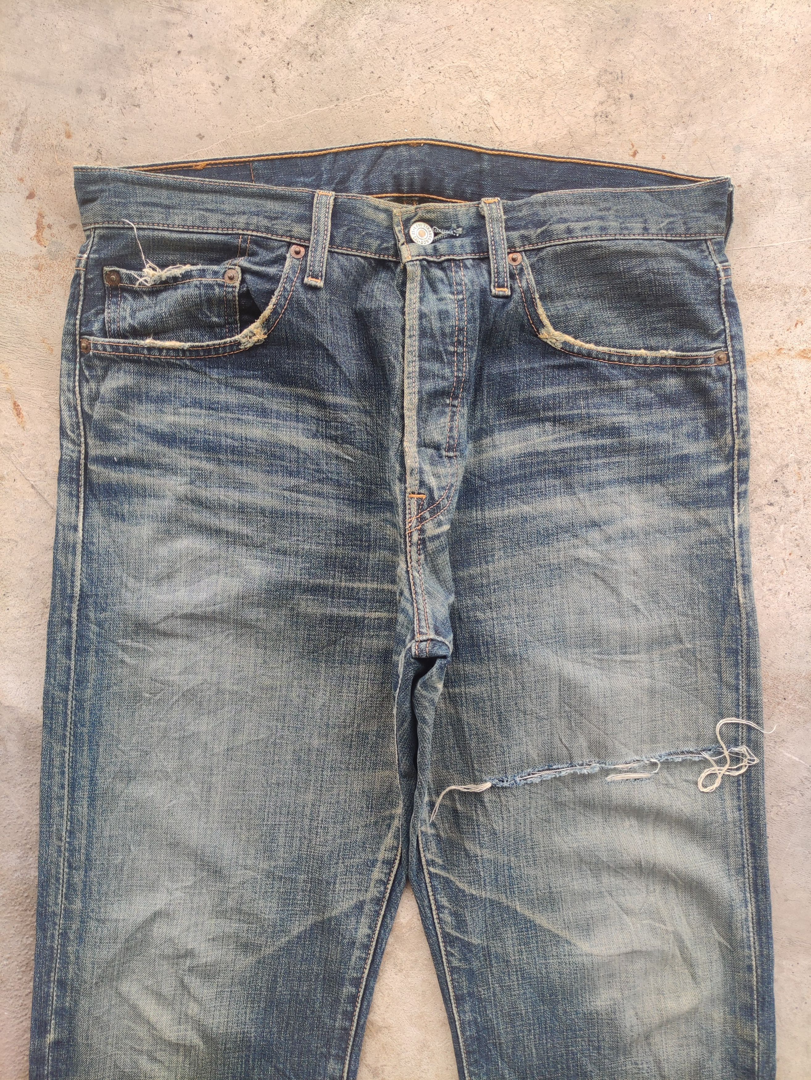 Levi's Vintage Levis 501 Jean Distressed Faded Denim Size US 34 / EU 50 - 3 Thumbnail