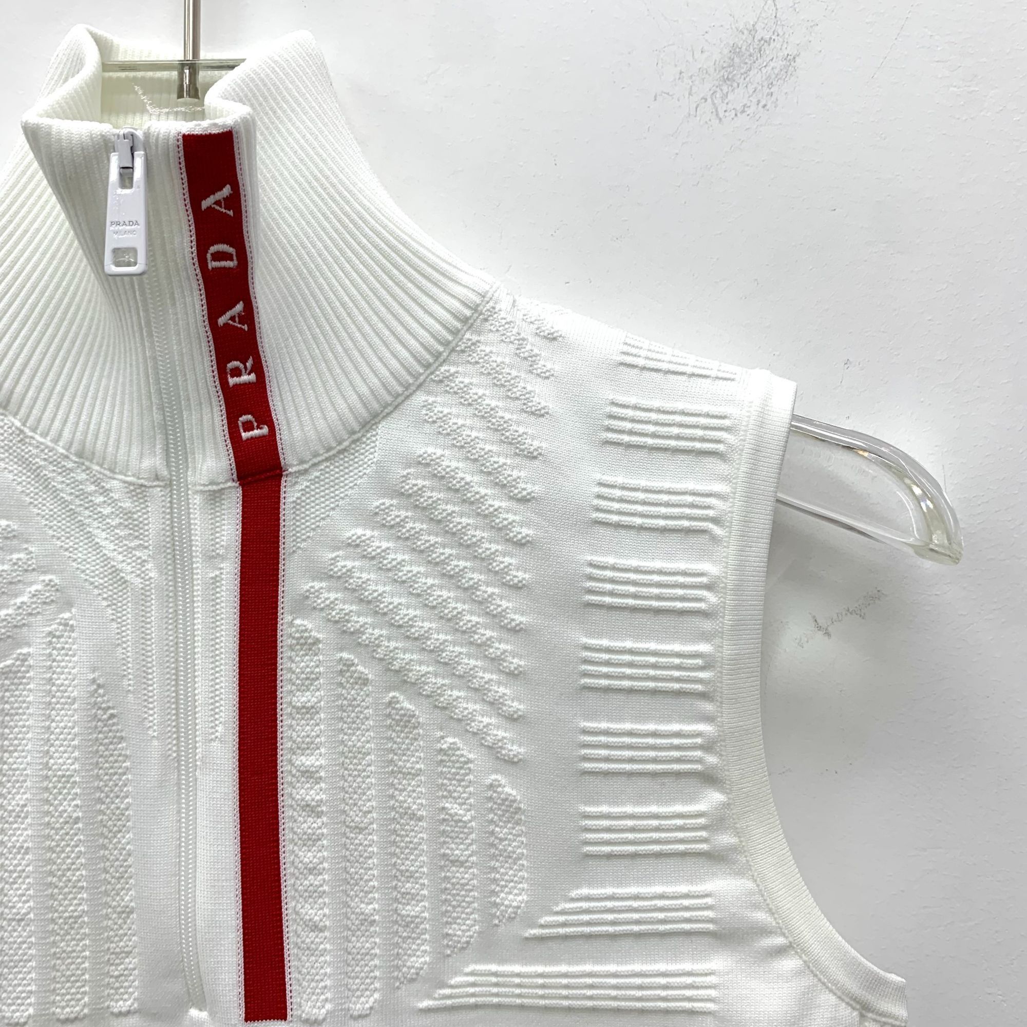 Prada Prada White Ribbed Standneck Semi-Zip Sleeveless Knitted Ves Size S / US 4 / IT 40 - 7 Thumbnail