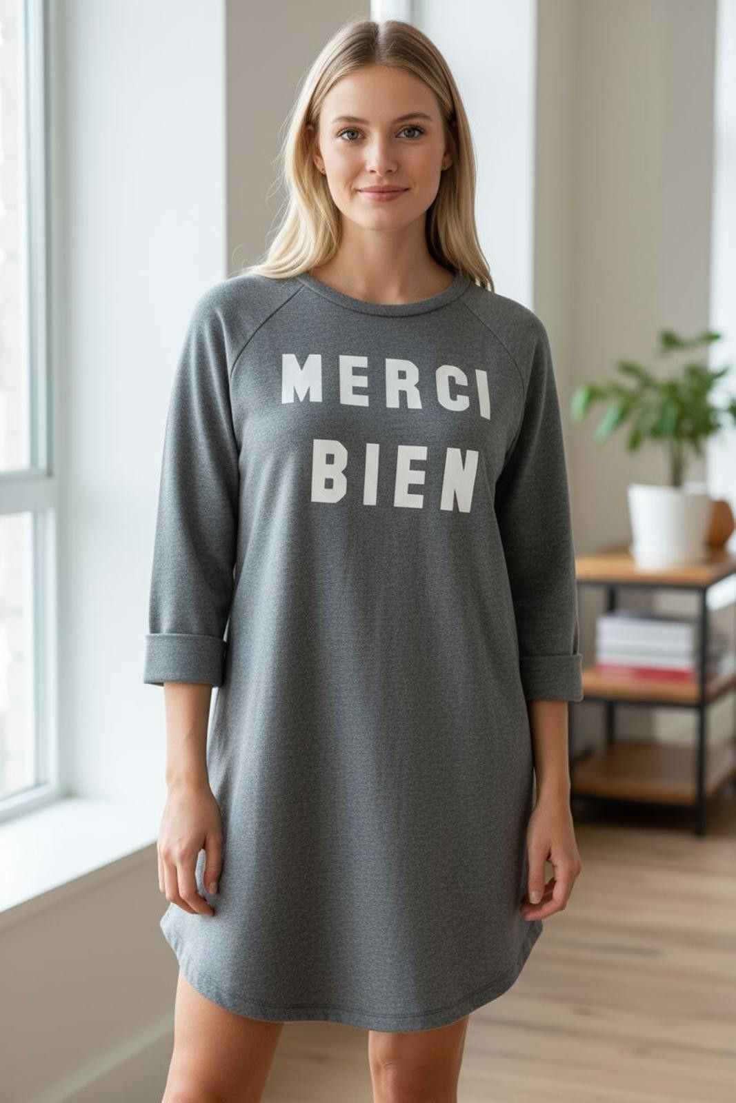 Forever 21 Forever 21 Grey Long Sleeve Dress with 'MERCI BIEN' Print Size S / US 4 / IT 40 - 3 Thumbnail