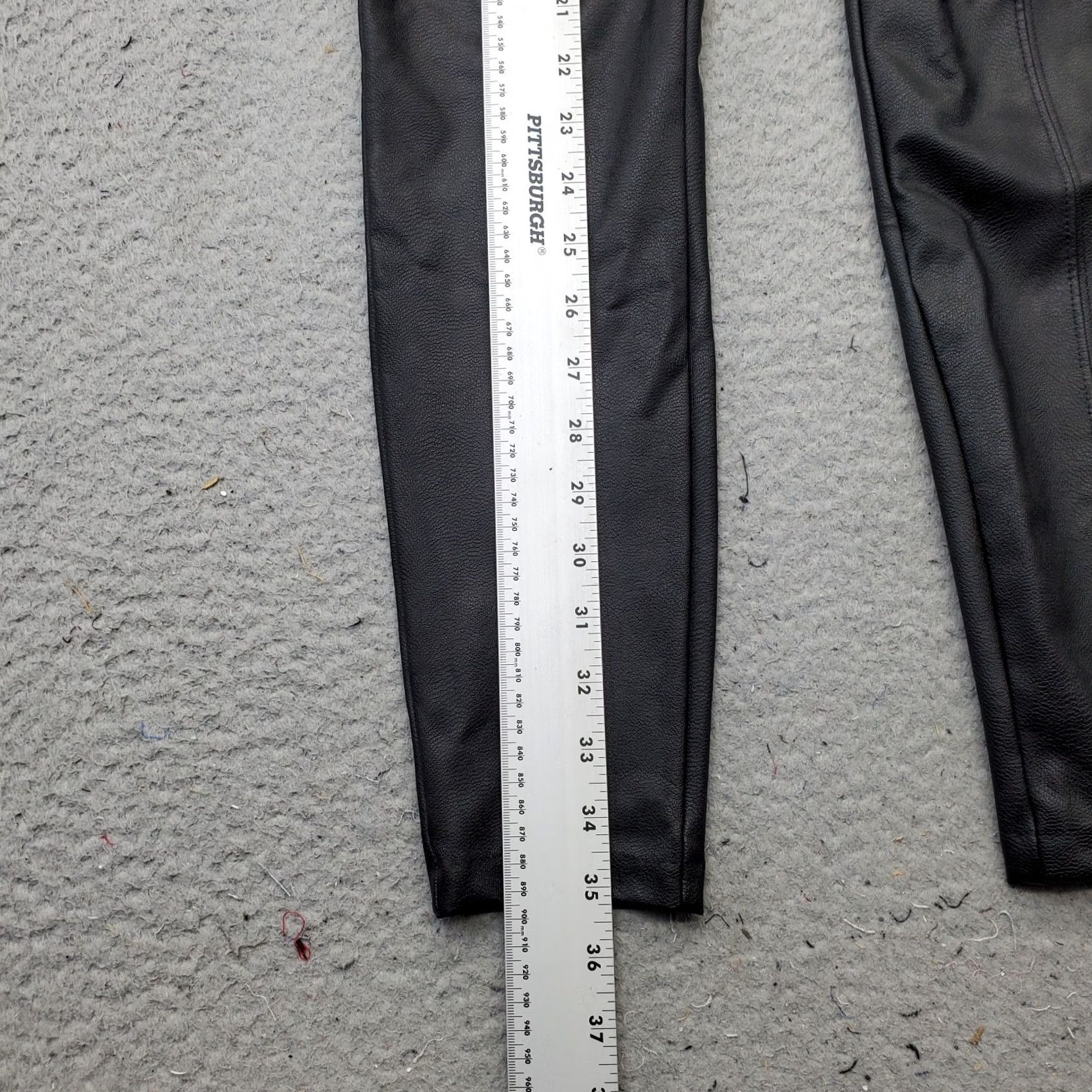 Old Navy Old Navy Faux Leather Pants Womens S Black Stevie High Rise Pull On Size 28" / US 6 / IT 42 - 3 Thumbnail