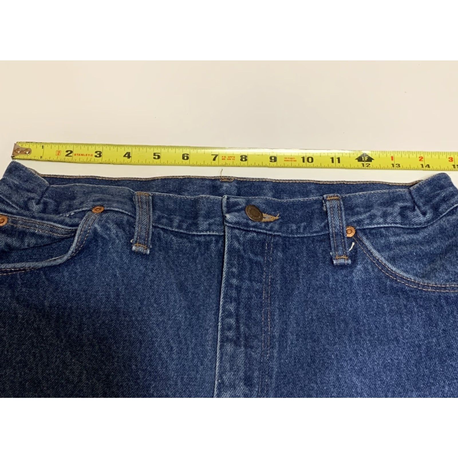 Wrangler VINTAGE Wrangler Jeans 915PW Mens Regular Fit Blue Denim 29x25 Jeans Mens 1980s Blue Denim 915PW Mens Regular Fit Jeans Size US 29 - 3 Thumbnail
