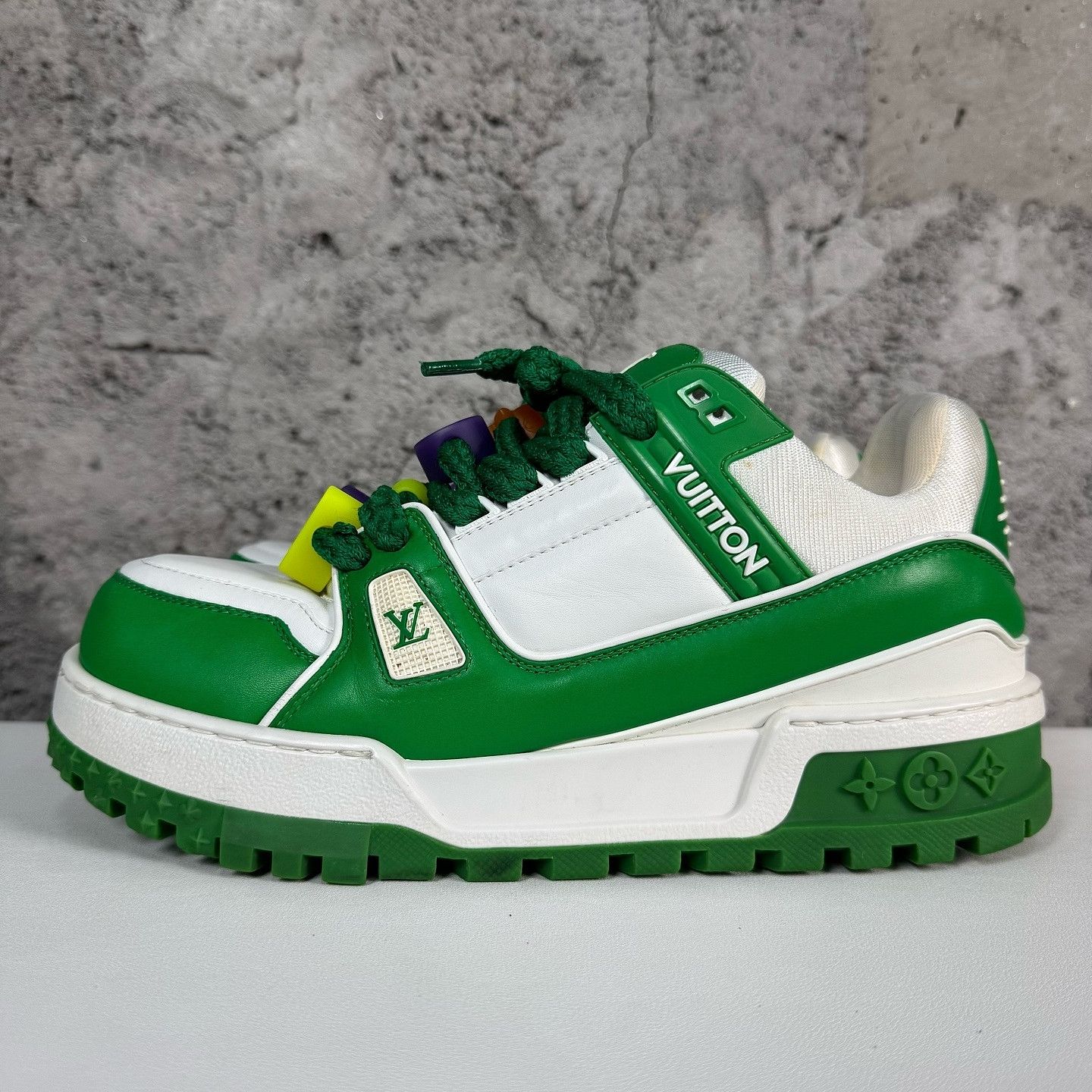 Louis Vuitton Louis Vuitton Trainer Maxi Sneakers Green White Size 9 Size US 9 / EU 42 - 1 Thumbnail
