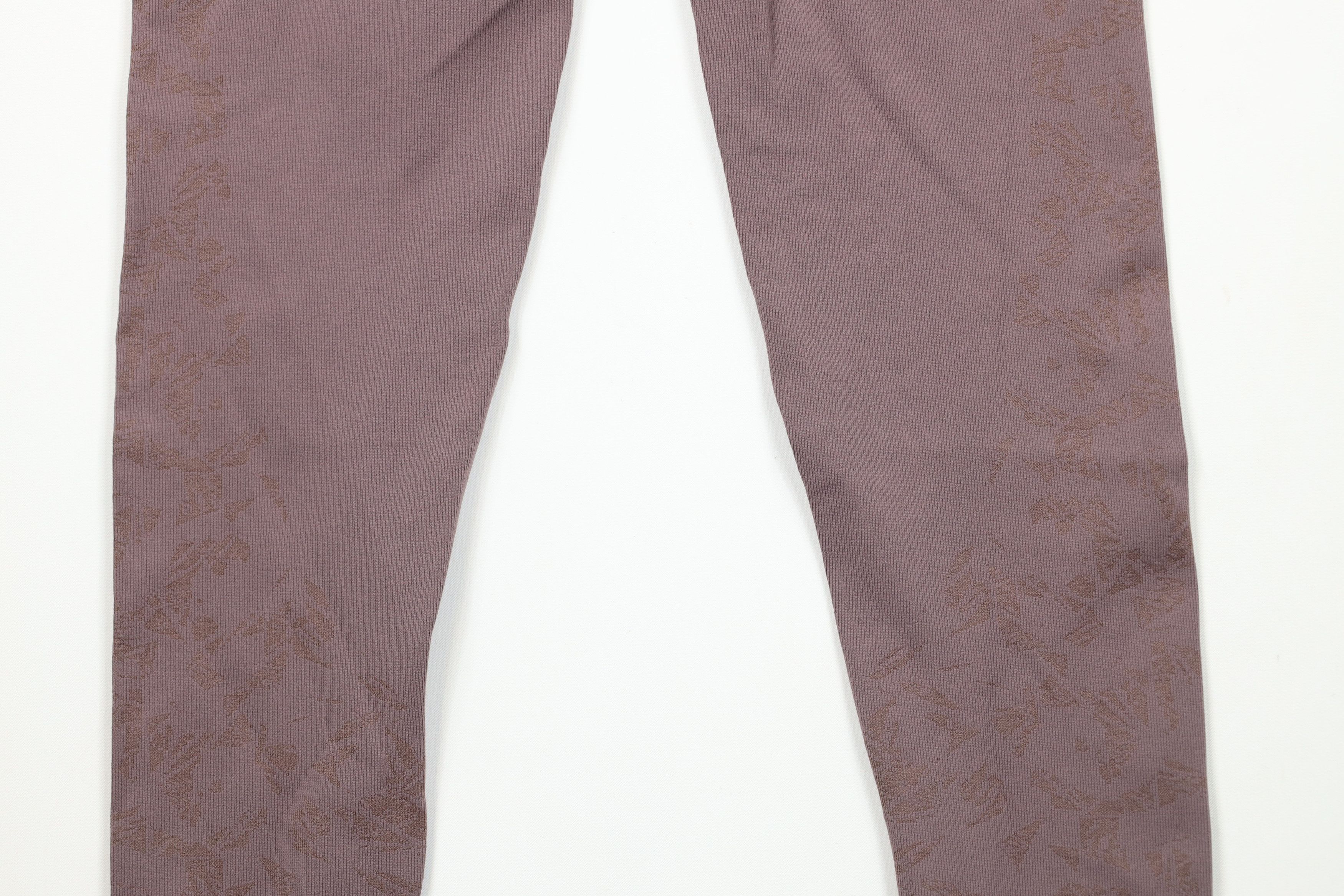 Gymshark × Vintage Gymshark Geometric Ribbed Spandex Gym Leggings Purple Size 25" / US 0 / IT 36 - 9 Thumbnail
