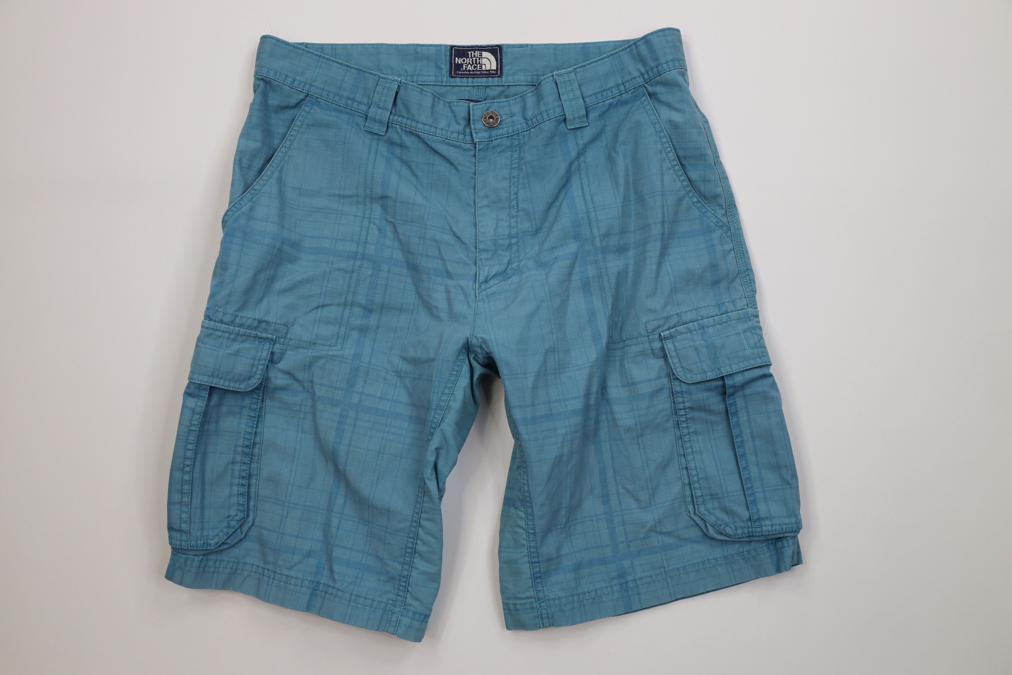 The North Face Vintage Y2K The North Face Hiking Trekking Cargo Shorts Blue Size US 34 / EU 50 - 1 Thumbnail