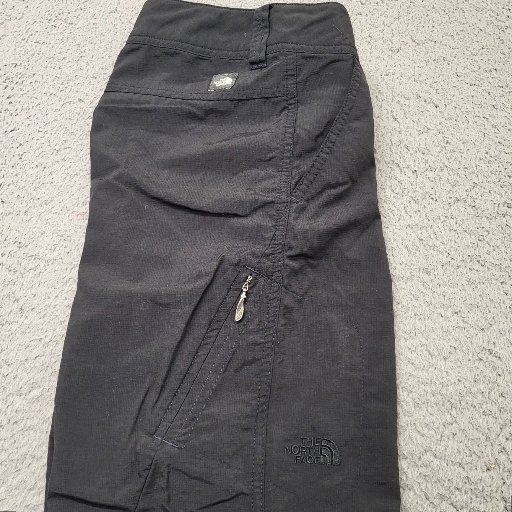 The North Face The North Face Capri Pants Womens 10 Straight Leg Casual Stretch Hiking Lightweight Pants Regular Black Capri Women 10 Straight Leg Outdoor Size 32" / US 10 / IT 46 - 4 Thumbnail