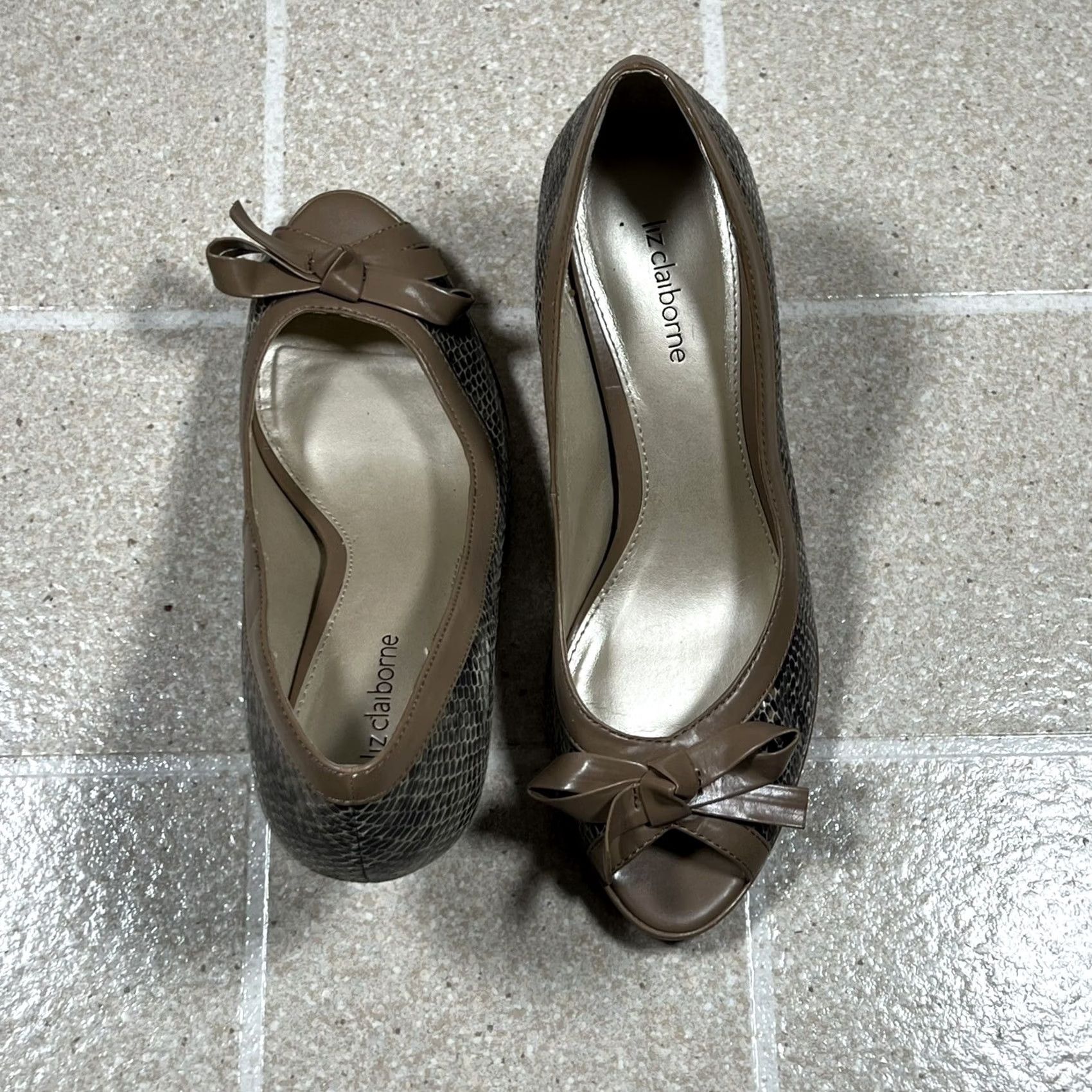 Liz Claiborne Womens Liz Claiborne Snakeskin Heels Slingback Size 8 Beige Synthetic Heel Womens Liz Claiborne Size 8 Beige Snakeskin Slingback Heel Size US 8 / IT 38 - 5 Thumbnail