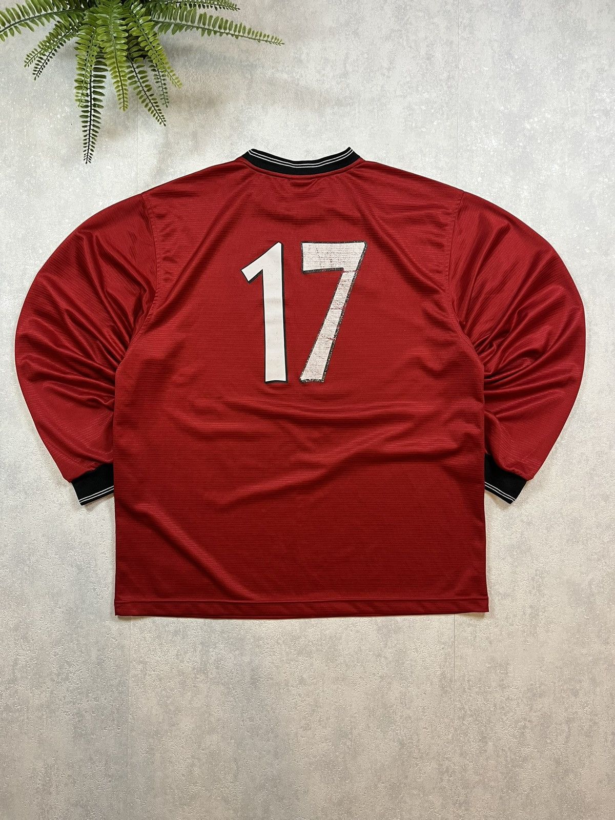 Nike × Vintage 90s Nike Swoosh Vintage Y2K Oversized Soccer Retro Tee Size US XL / EU 56 / 4 - 2 Thumbnail