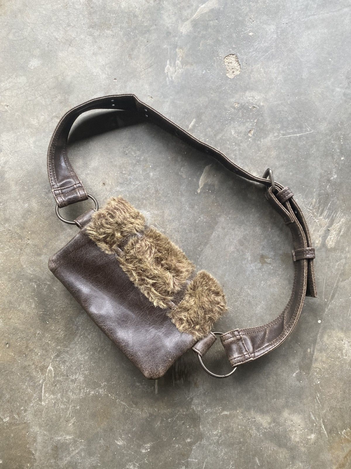 Japanese Brand 💥Last Drop💥Vintage Waist Faux Fur Bag Size ONE SIZE - 3 Thumbnail