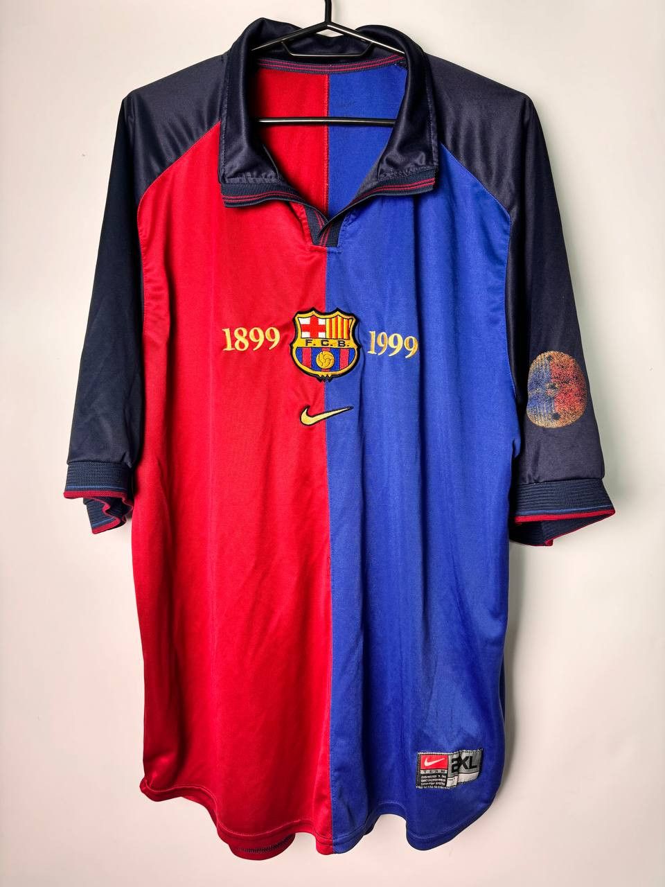 image of F C Barcelona x Soccer Jersey Fc Barcelona 1999-2000 Home Football Jersey Nike Shirt in Red/Blue (S