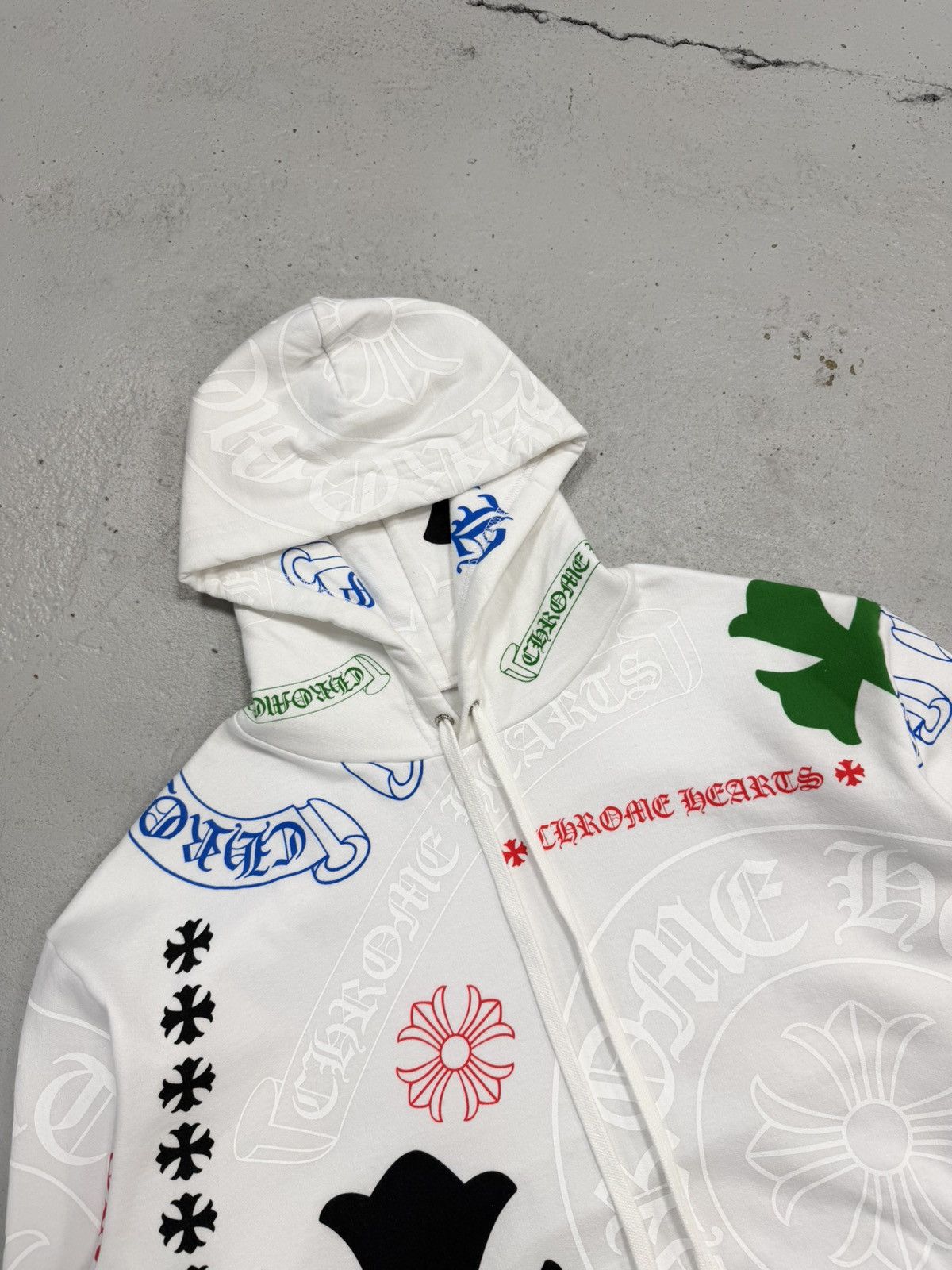 Chrome Hearts Chrome Hearts Stencil Monogram Hoodie White Large Size US L / EU 52-54 / 3 - 2 Thumbnail