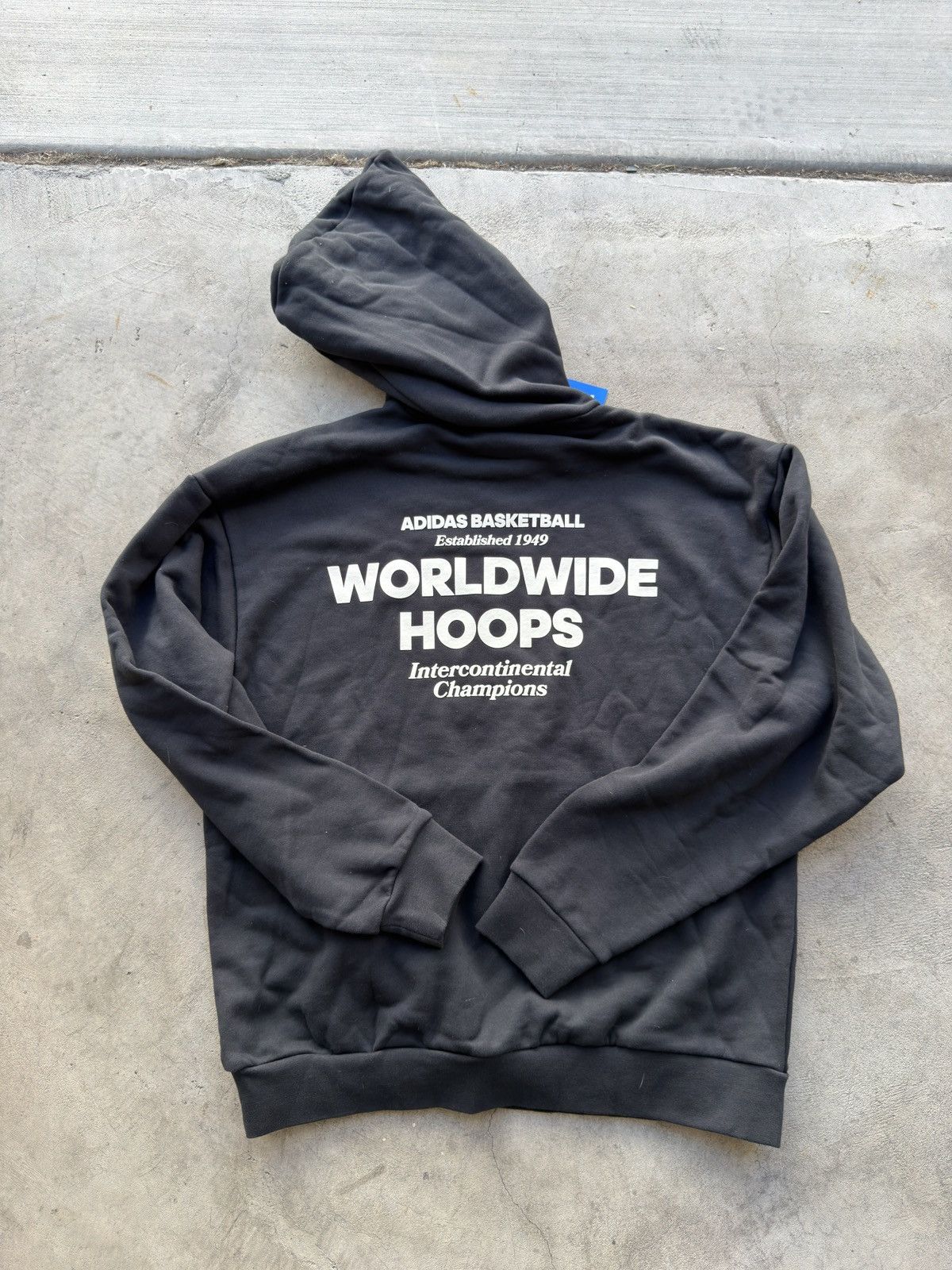 Adidas Adidas Original Basketball Worldwide Hoodie Size US M / EU 48-50 / 2 - 1 Thumbnail