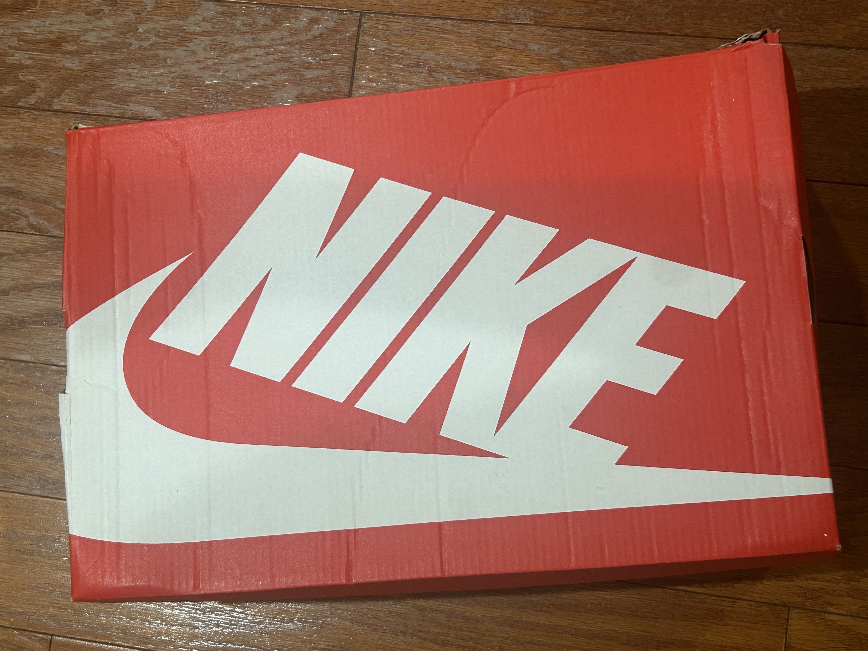 Nike Nike Court Vision Low Triple White Size US 11.5 / EU 44-45 - 9 Thumbnail
